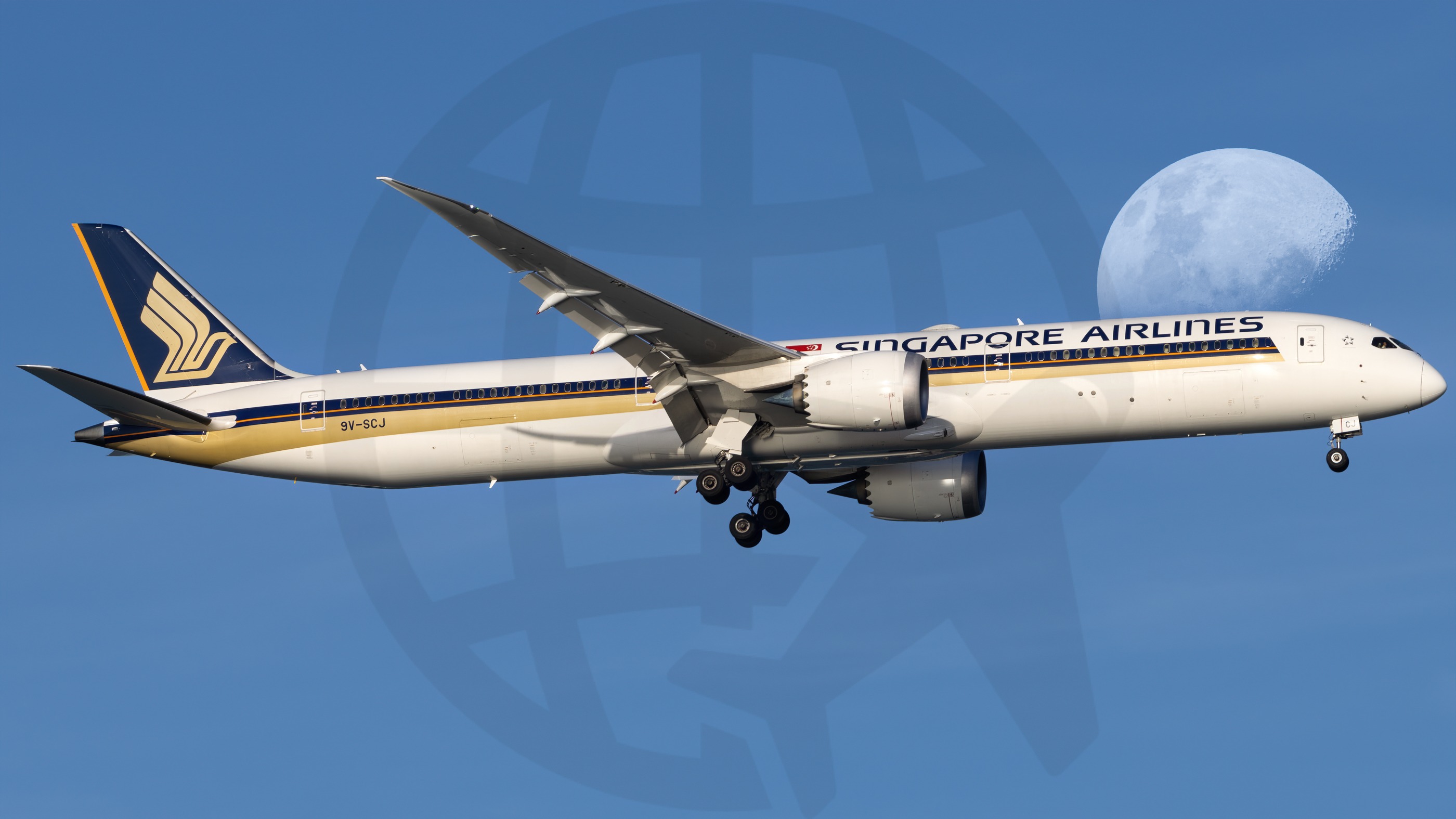 Full size: Singapore Airlines Boeing 787-10 9V-SCJ at Singapore-Changi Airport