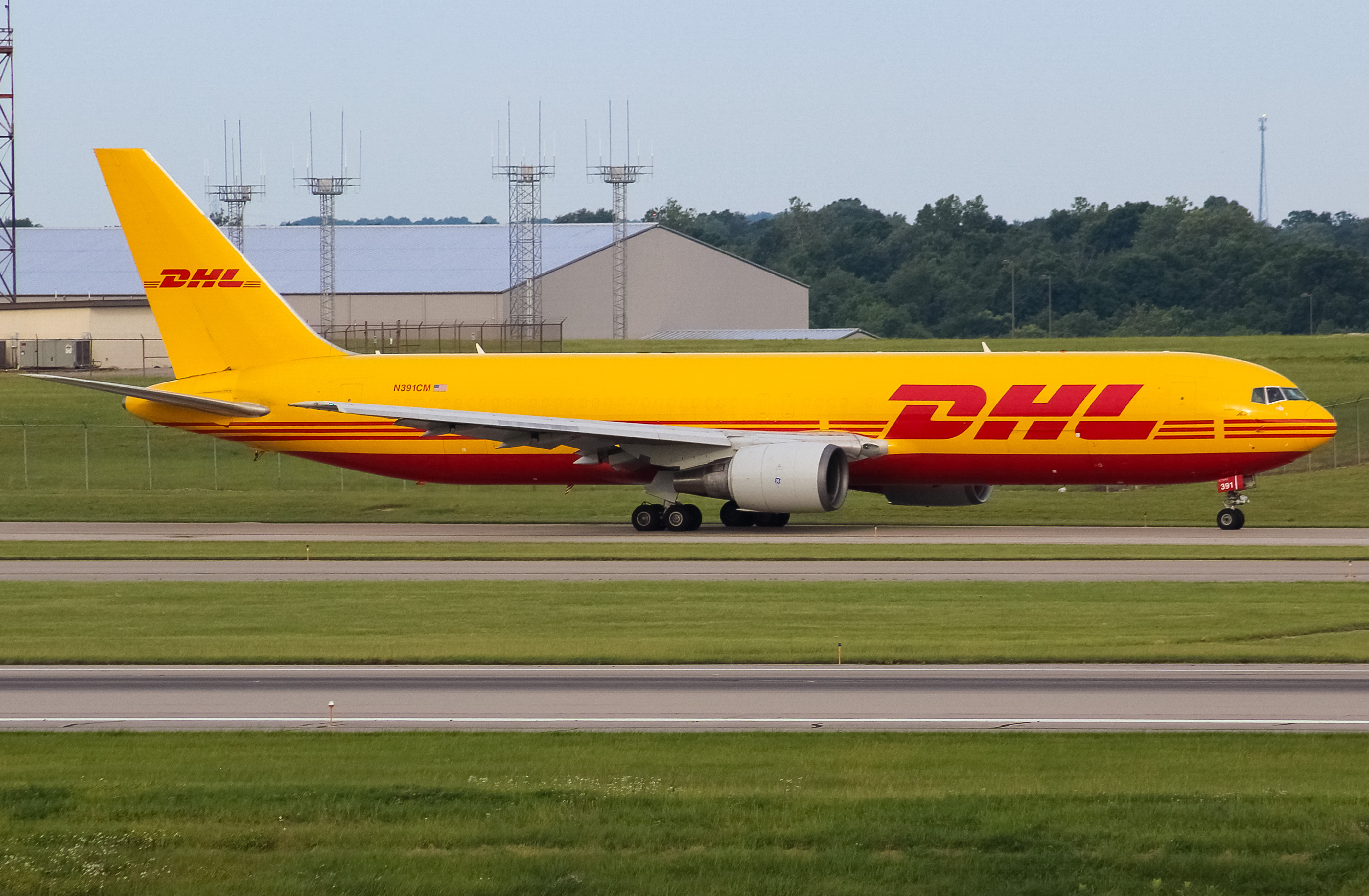 Full size: DHL Boeing 767-300F N391CM at Cincinnati/Northern Kentucky International Airport