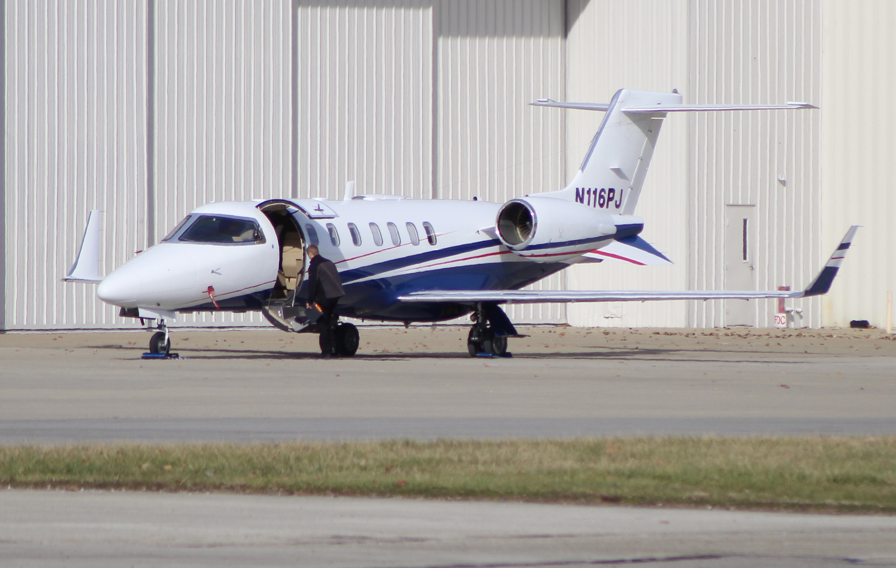 Full size: PRIVATE Learjet 45 N116PJ at Cincinnati Municipal Airport/Lunken Field