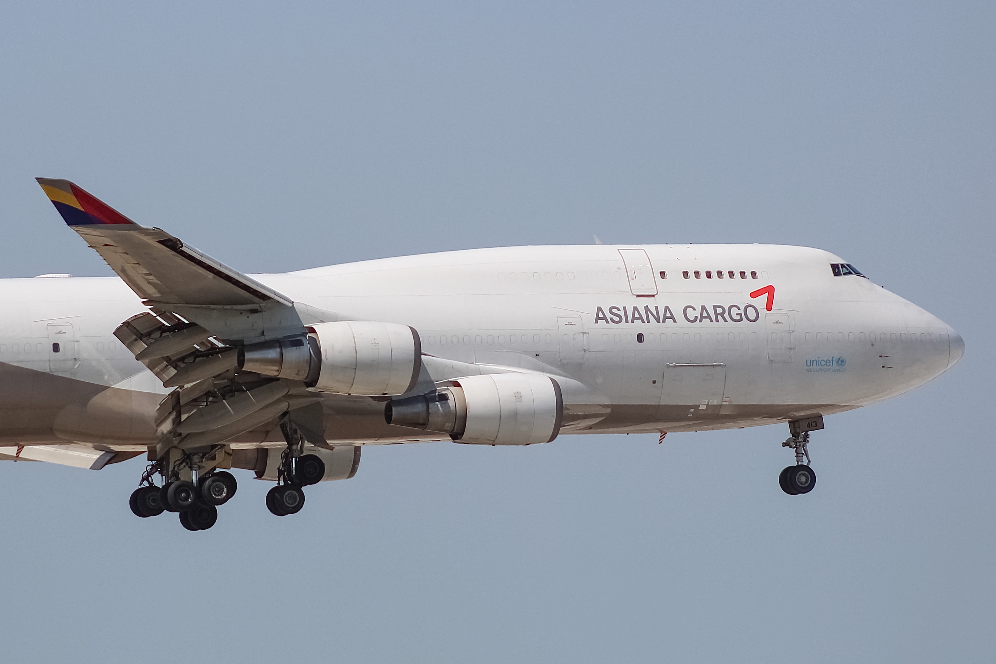 Full size: Asiana Airlines Cargo Boeing 747-400F HL7413 at Chicago O'Hare International Airport