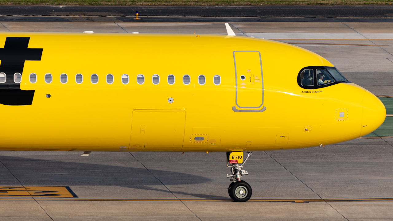Full size: Spirit Airlines Airbus A321NEO N710NK at Tampa International Airport