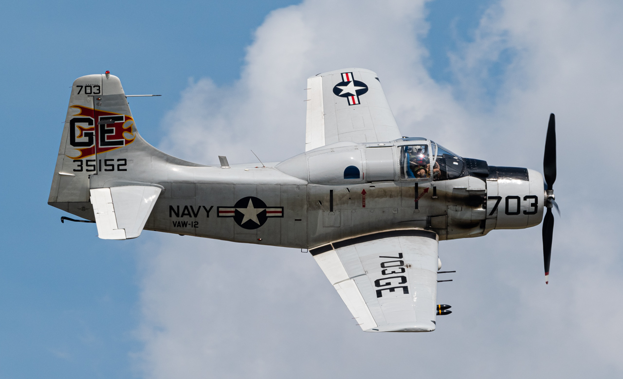 Full size: PRIVATE Douglas A-1 Skyraider N65164 at Atlanta DeKalb Peachtree Airport