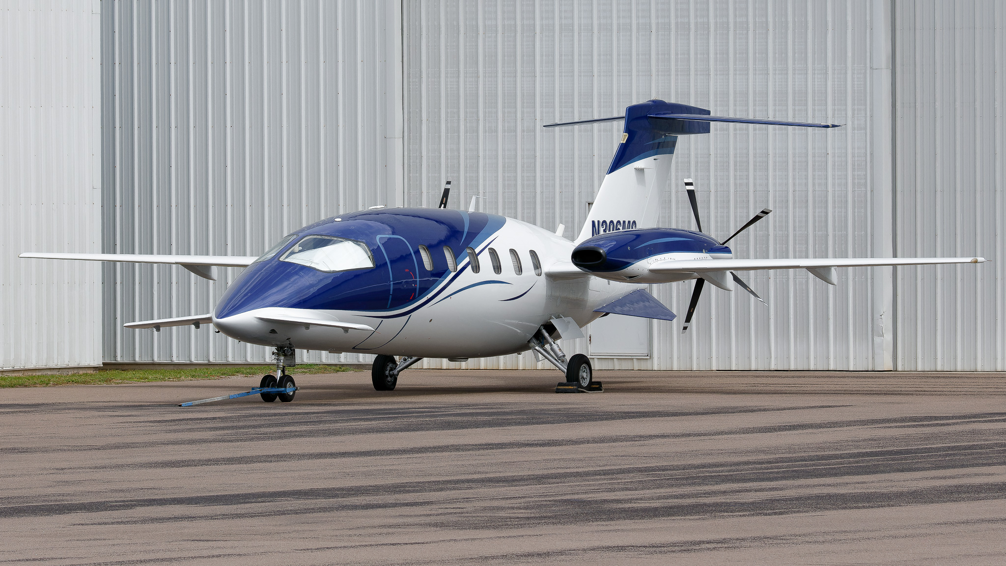 Full size: PRIVATE Piaggio P-180 Avanti  N306MS at St. Petersburg Clearwater International Airport