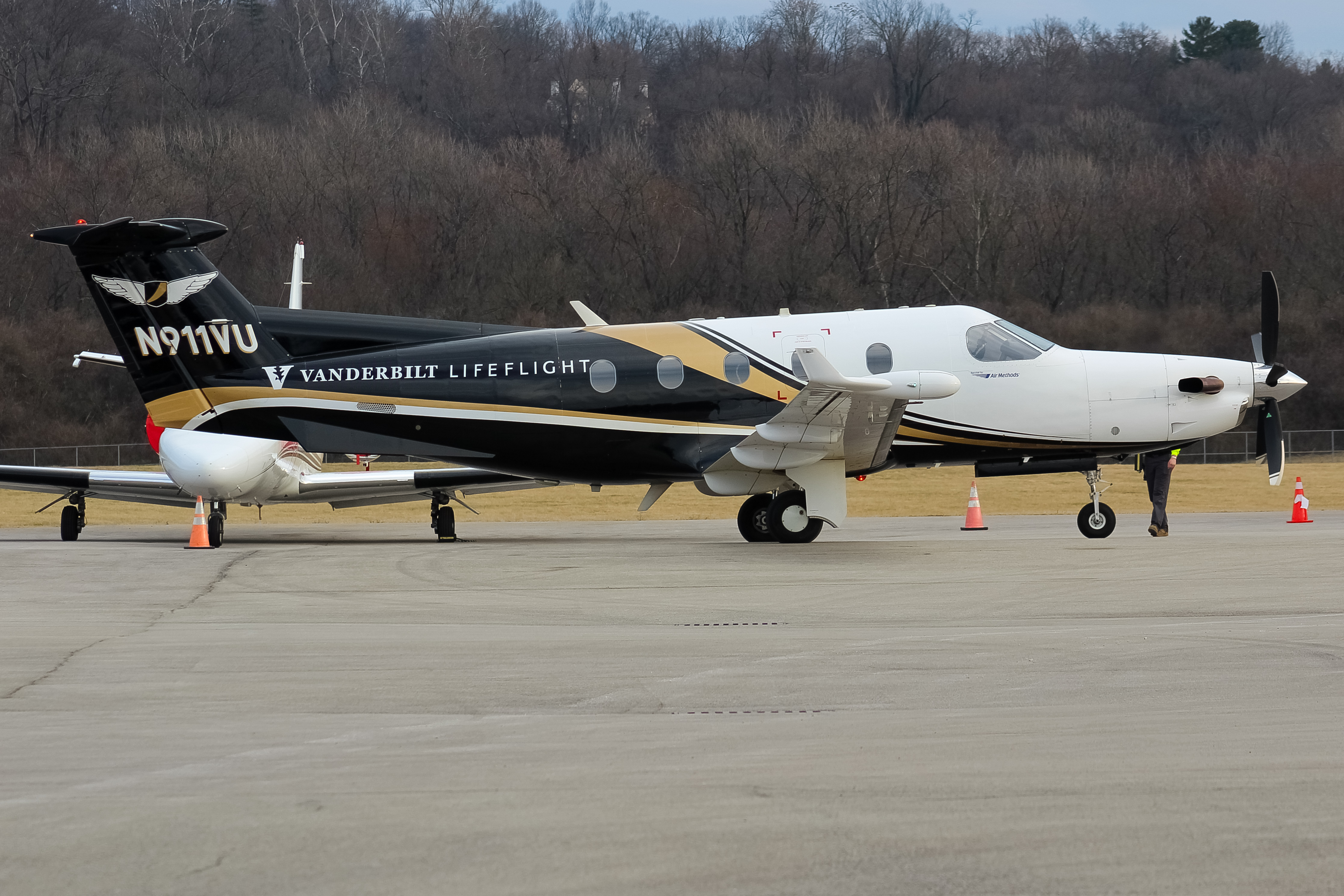 Full size: Vanderbilt Life Flight Pilatus PC-12 N911VU at Cincinnati Municipal Airport/Lunken Field