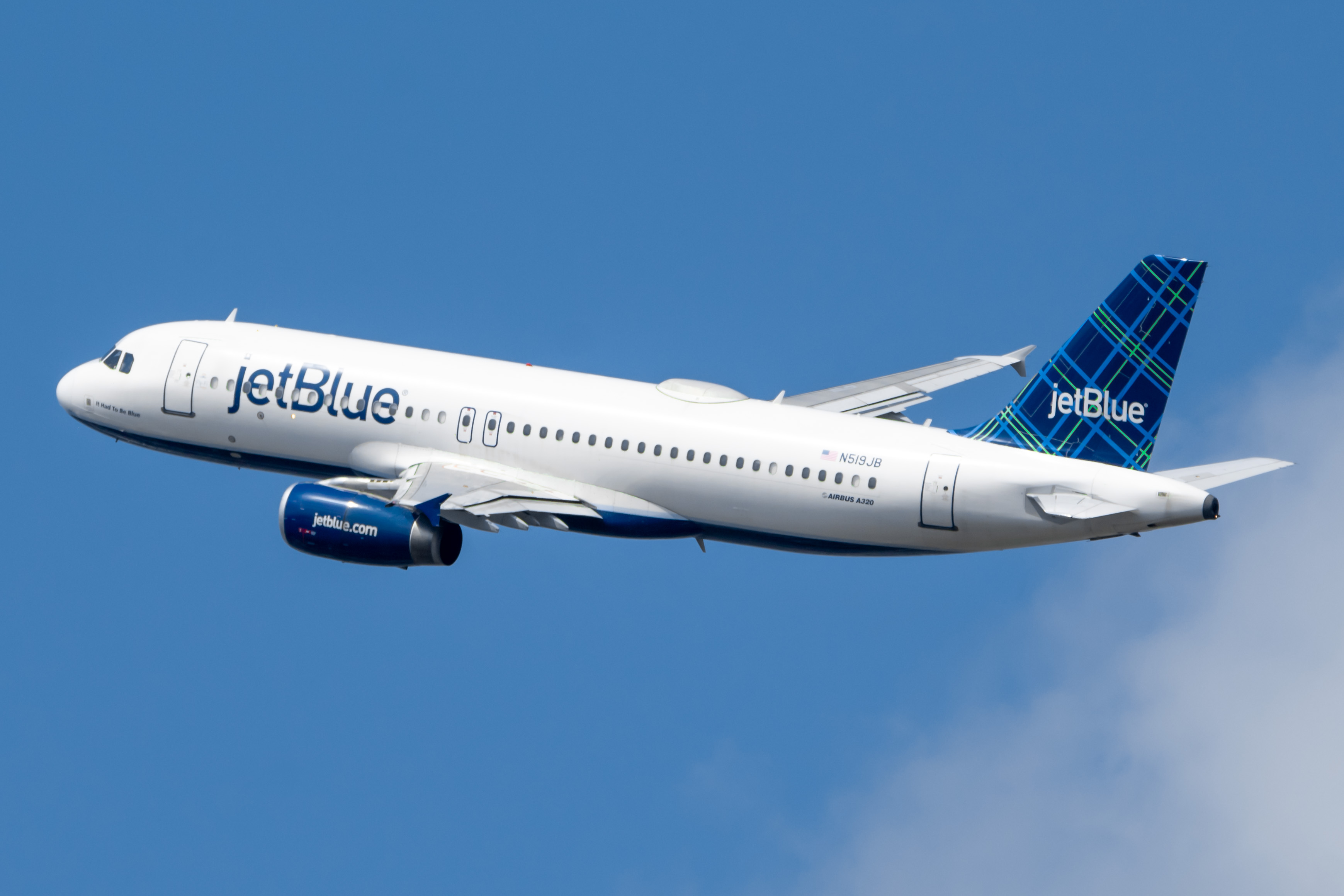 Full size: JetBlue Airways Airbus A320 N519JB at Newark Liberty International Airport