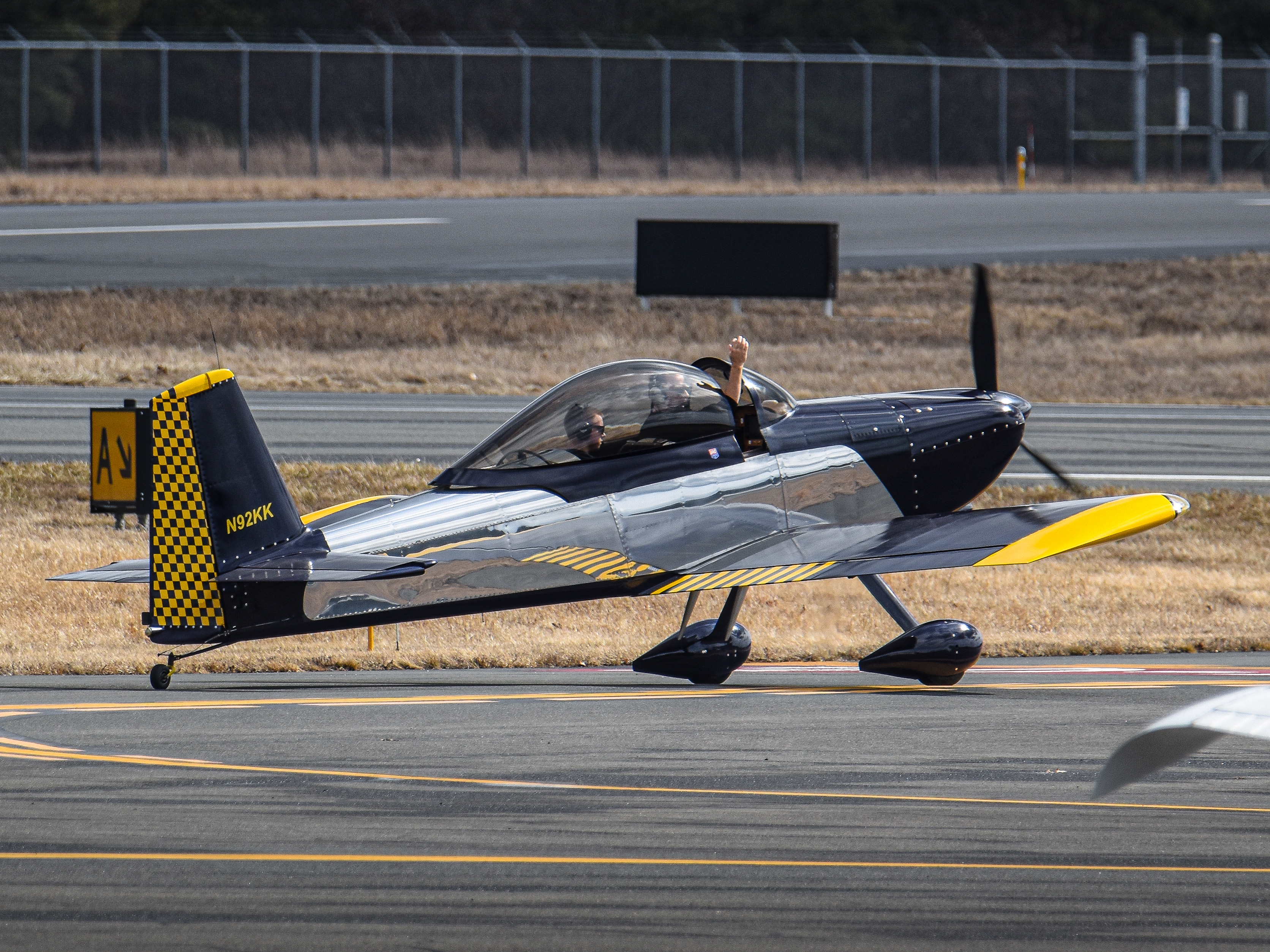 Full size: PRIVATE Vans RV-8 N92KK at Westfield-Barnes Regional Airport