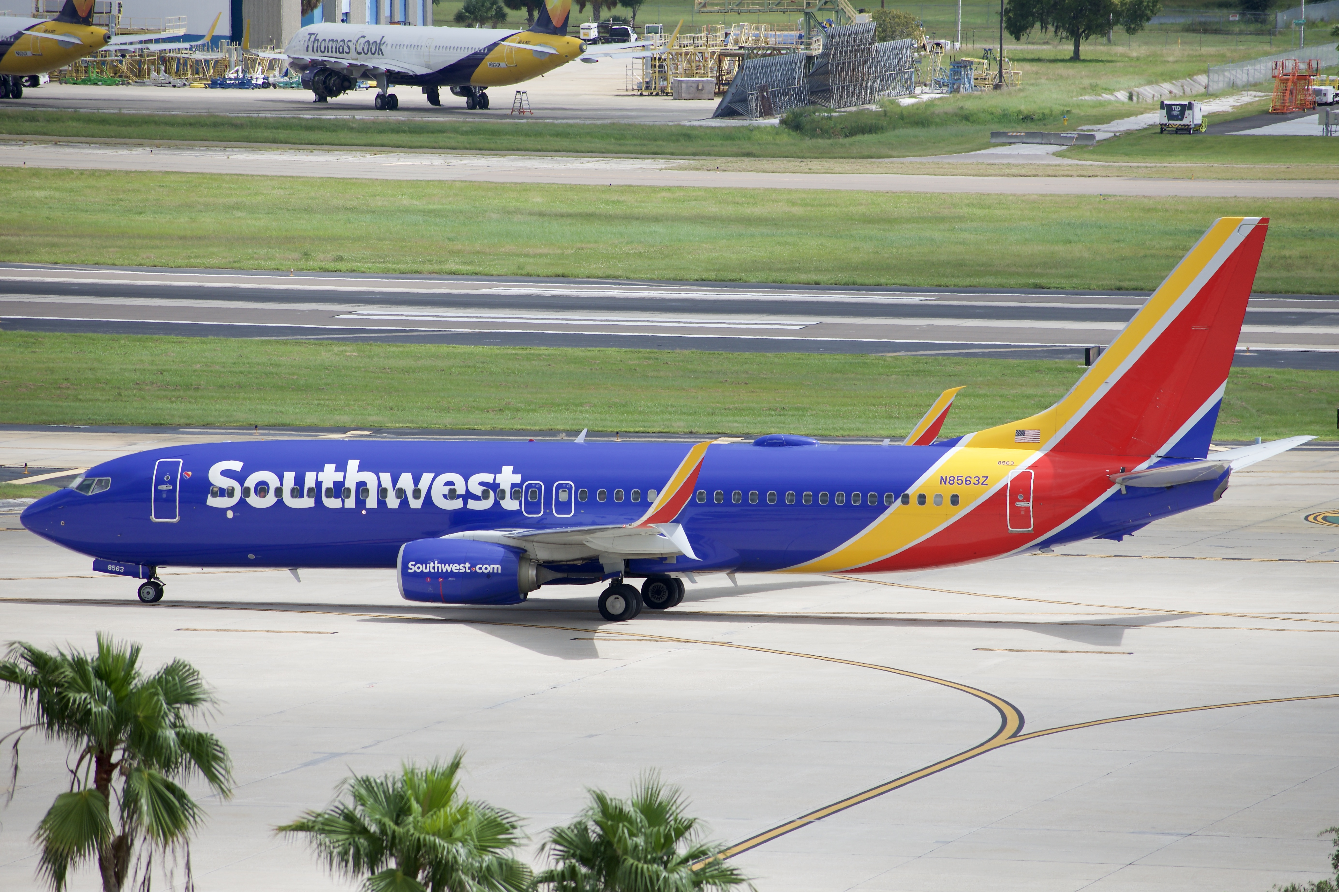 Full size: Southwest Airlines Boeing 737-800 N8563Z at Tampa International Airport