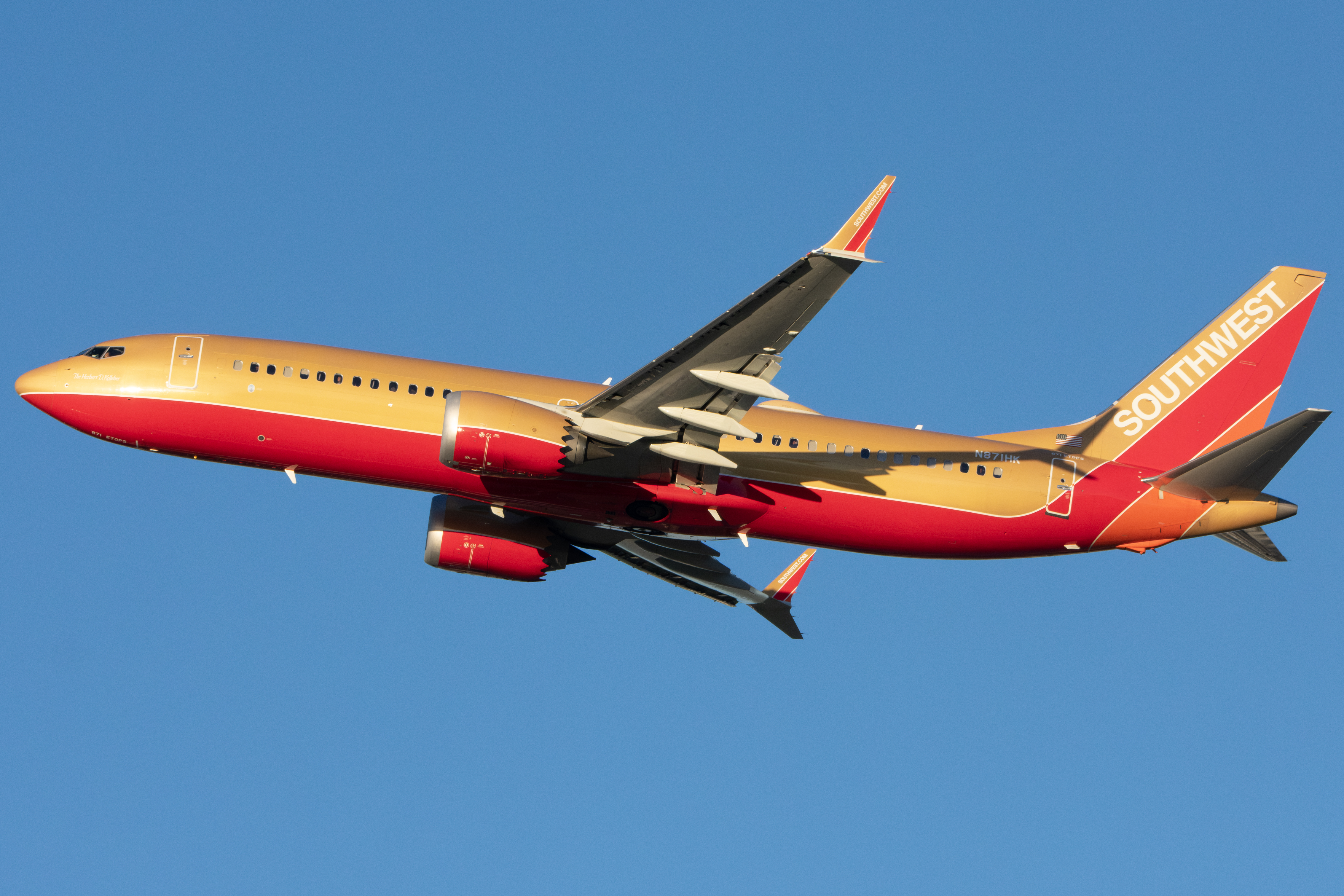 Full size: Southwest Airlines Boeing 737 MAX 8 N871HK at Norman Y Mineta San Jose International Airport