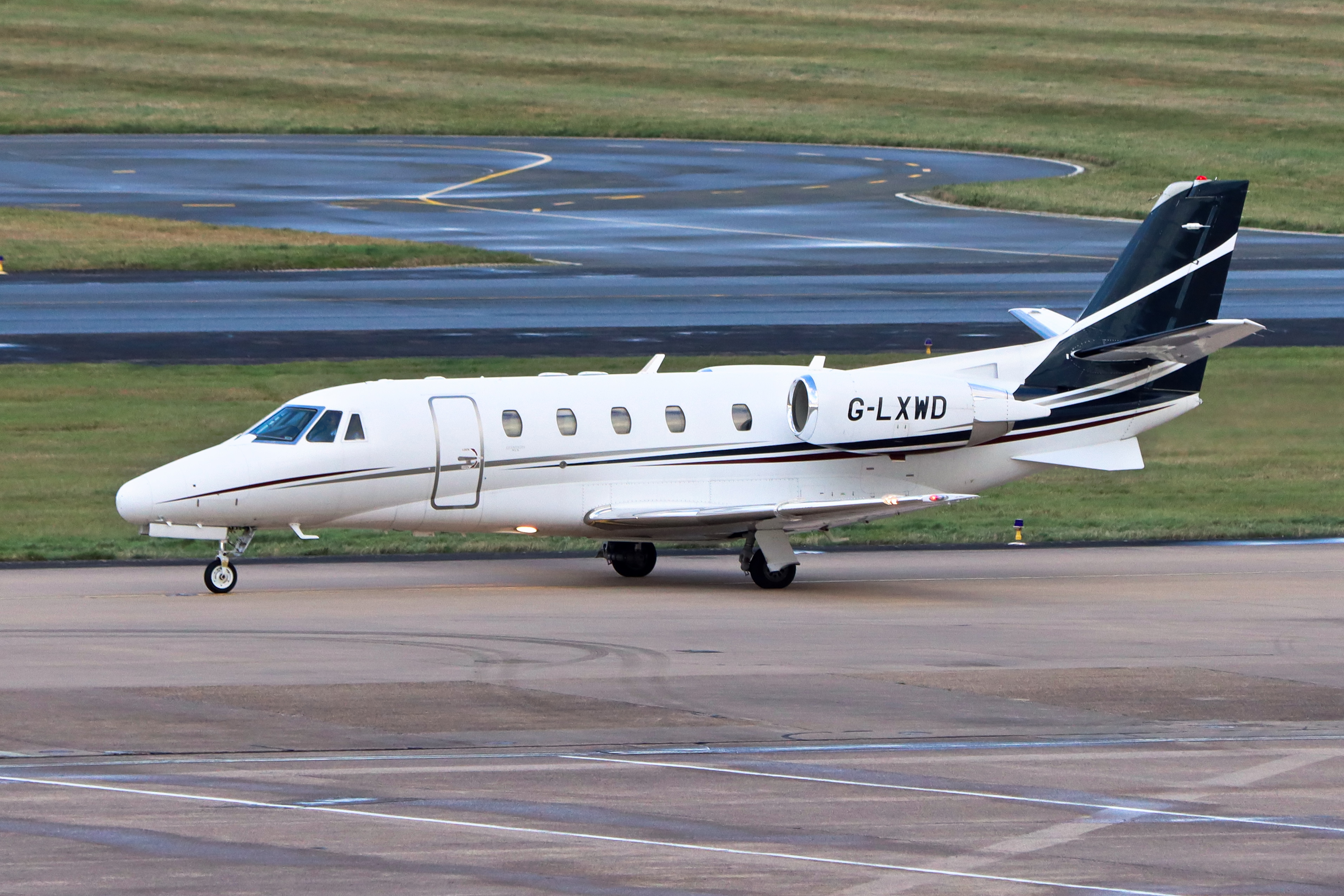 Full size: PRIVATE Cessna 560XL G-LXWD at Birmingham Airport