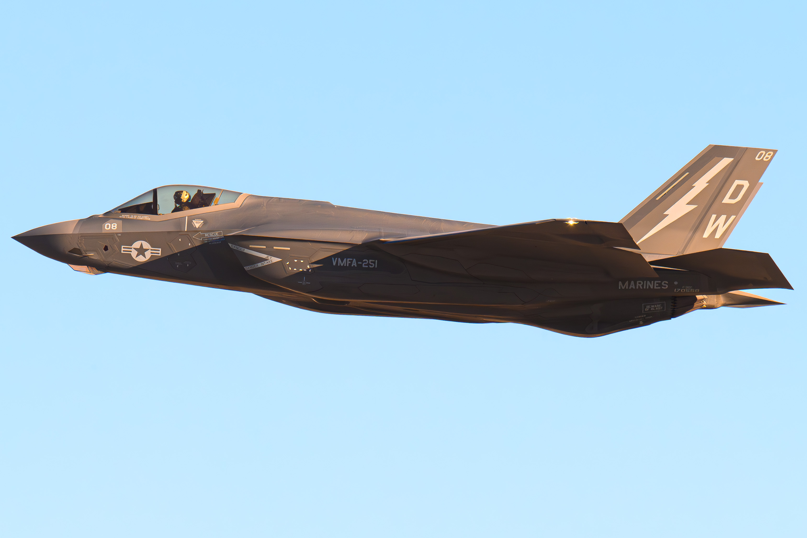 Full size: USMC - United States Marine Corp Lockheed Martin F-35 Lightning 170558 at 