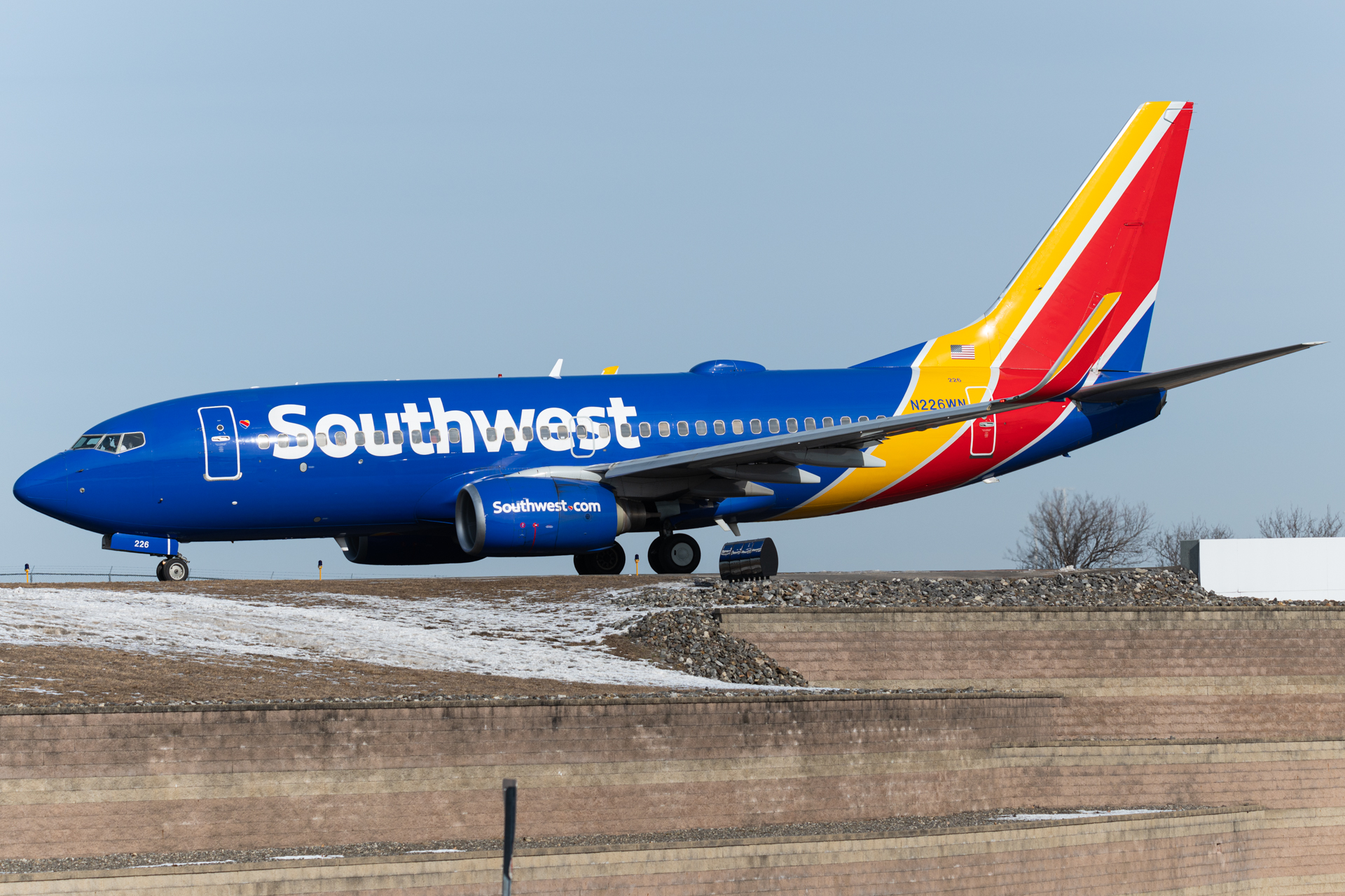 Full size: Southwest Airlines Boeing 737-700 N228WN at Manchester Airport
