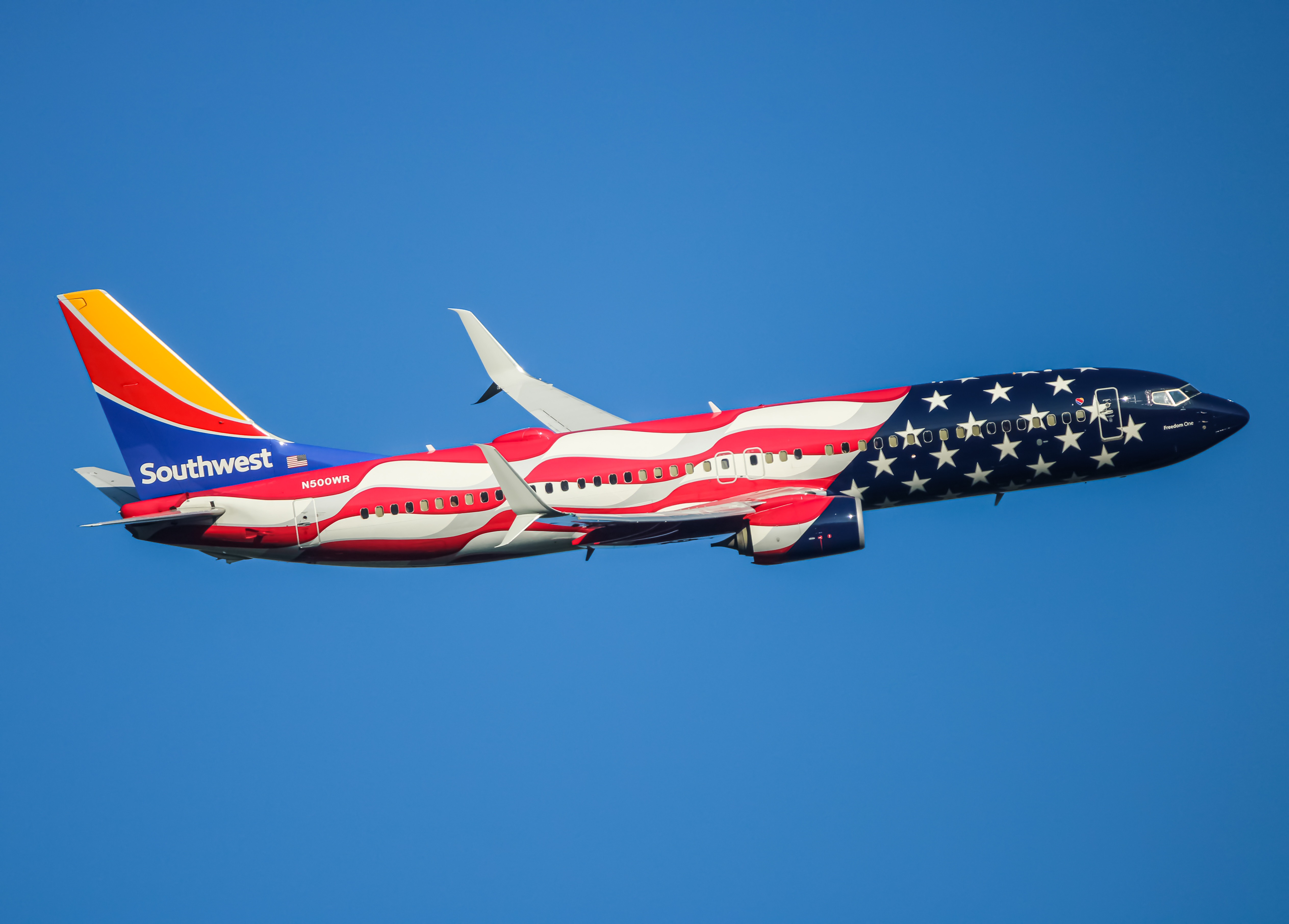 Full size: Southwest Airlines Boeing 737-800 N500WR at Baltimore/Washington International Thurgood Marshall Airport