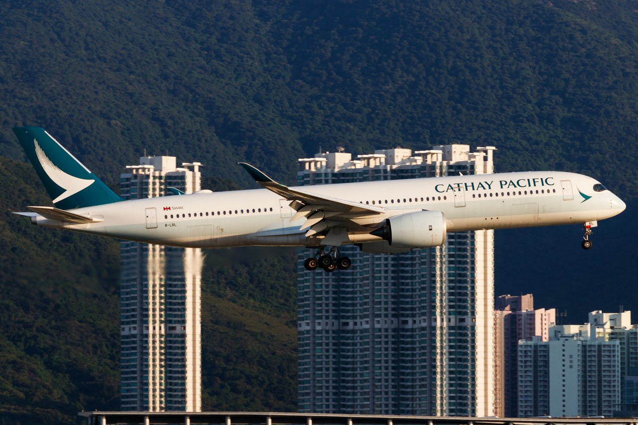 Full size: Cathay Pacific Airbus A350-900 B-LRL at Hong Kong International Airport