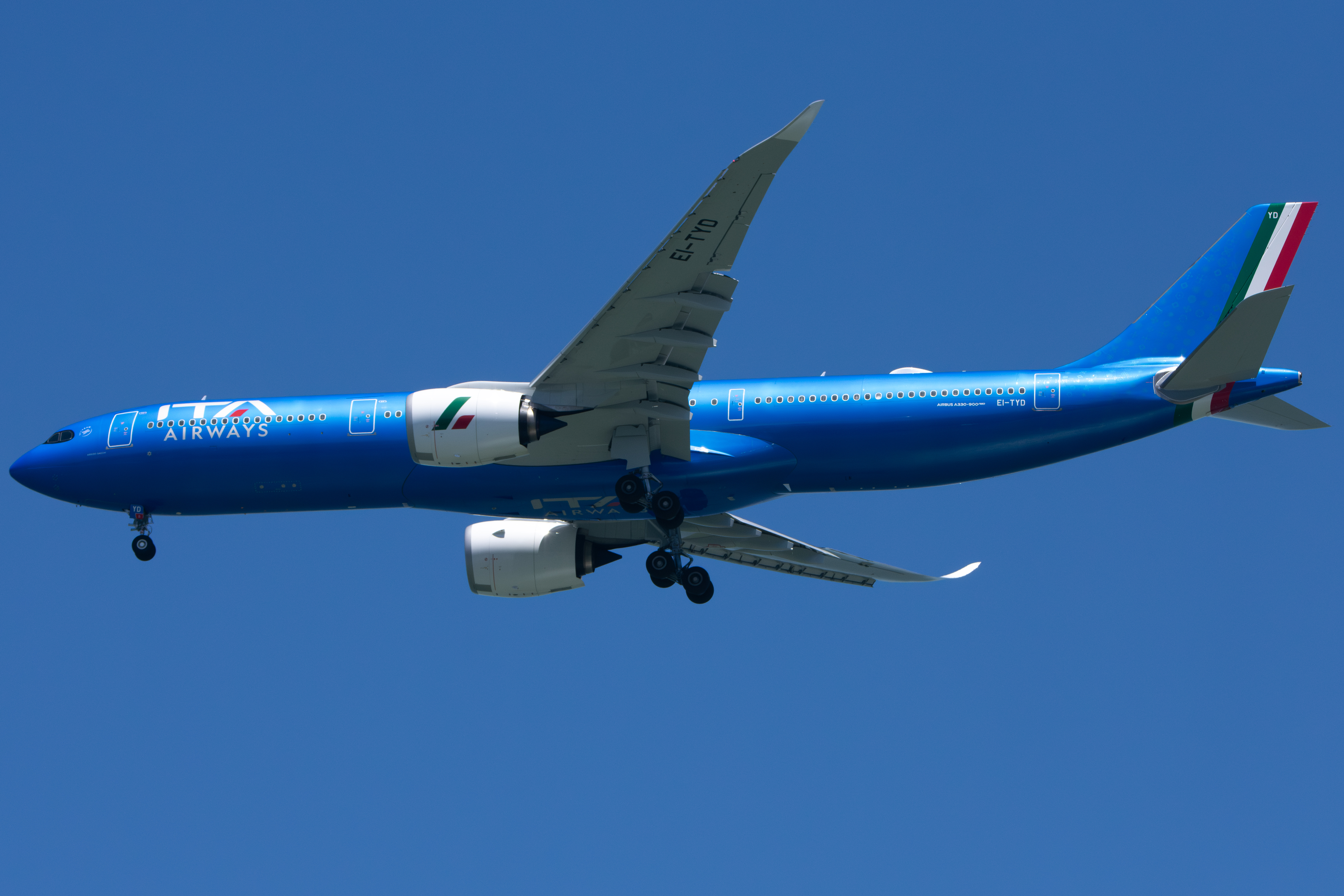 Full size: ITA Airways Airbus A330-900 EI-TYD at San Francisco International Airport