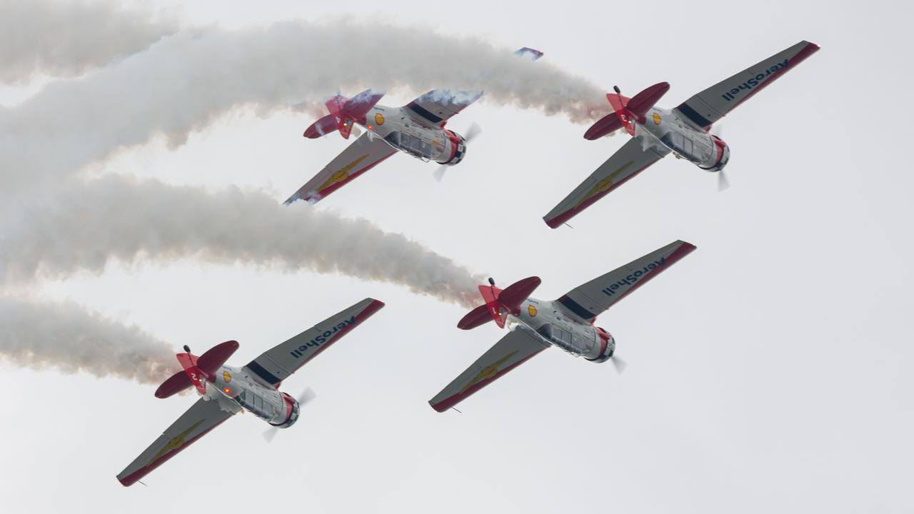Full size: PRIVATE North American T-6 Texan N791MH at James M Cox Dayton International Airport