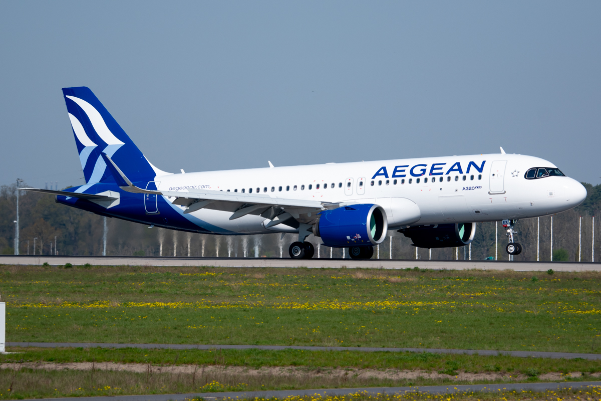 Full size: Aegean Airlines Airbus A320NEO SX-NEK at Berlin Brandenburg Airport