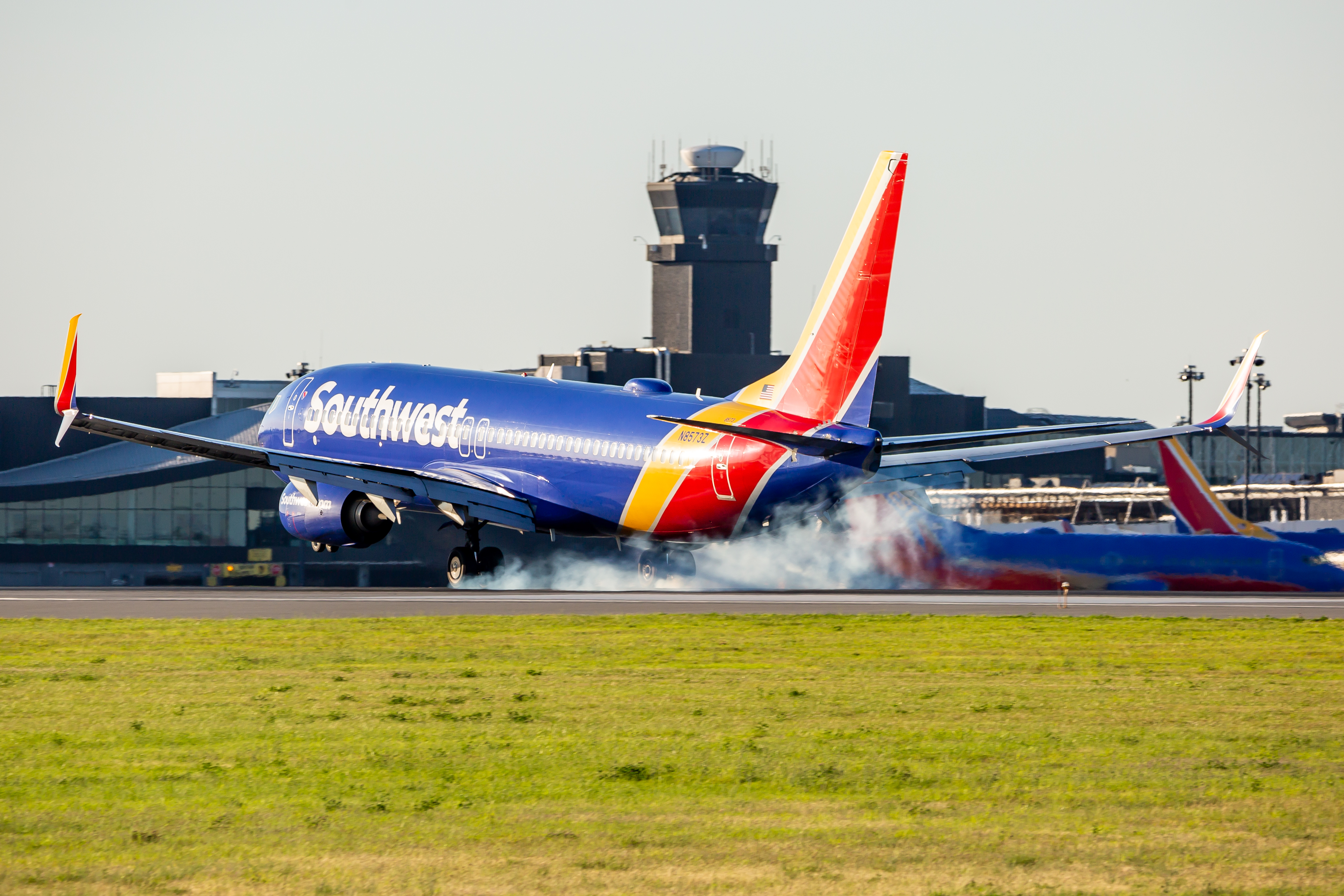 Full size: Southwest Airlines Boeing 737-800 N8573Z at Baltimore/Washington International Thurgood Marshall Airport