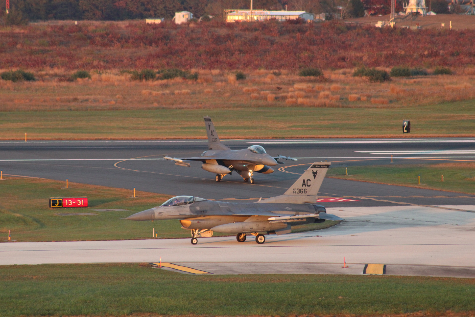 Full size: Air National Guard General Dynamics F-16 Fighting Falcon 86-0366 at Atlantic City International Airport