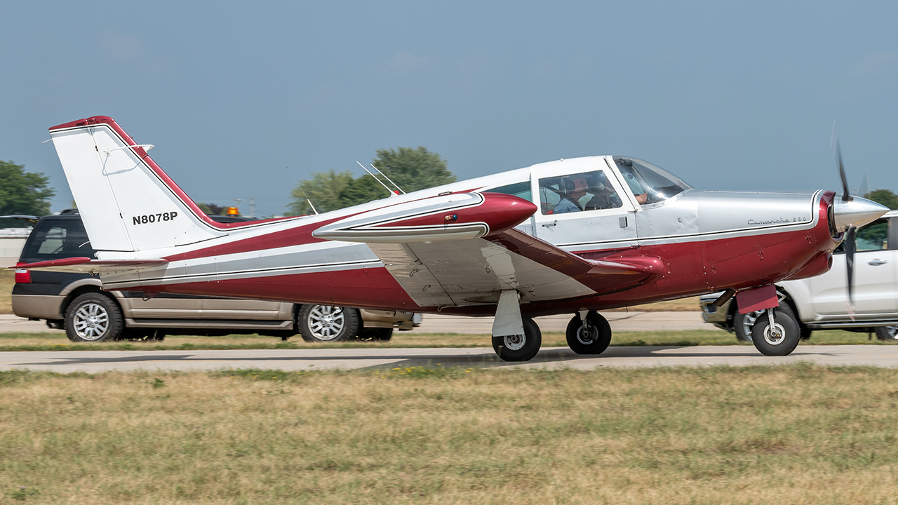 Full size: PRIVATE Piper PA-24 N8078P at Wittman Regional Airport