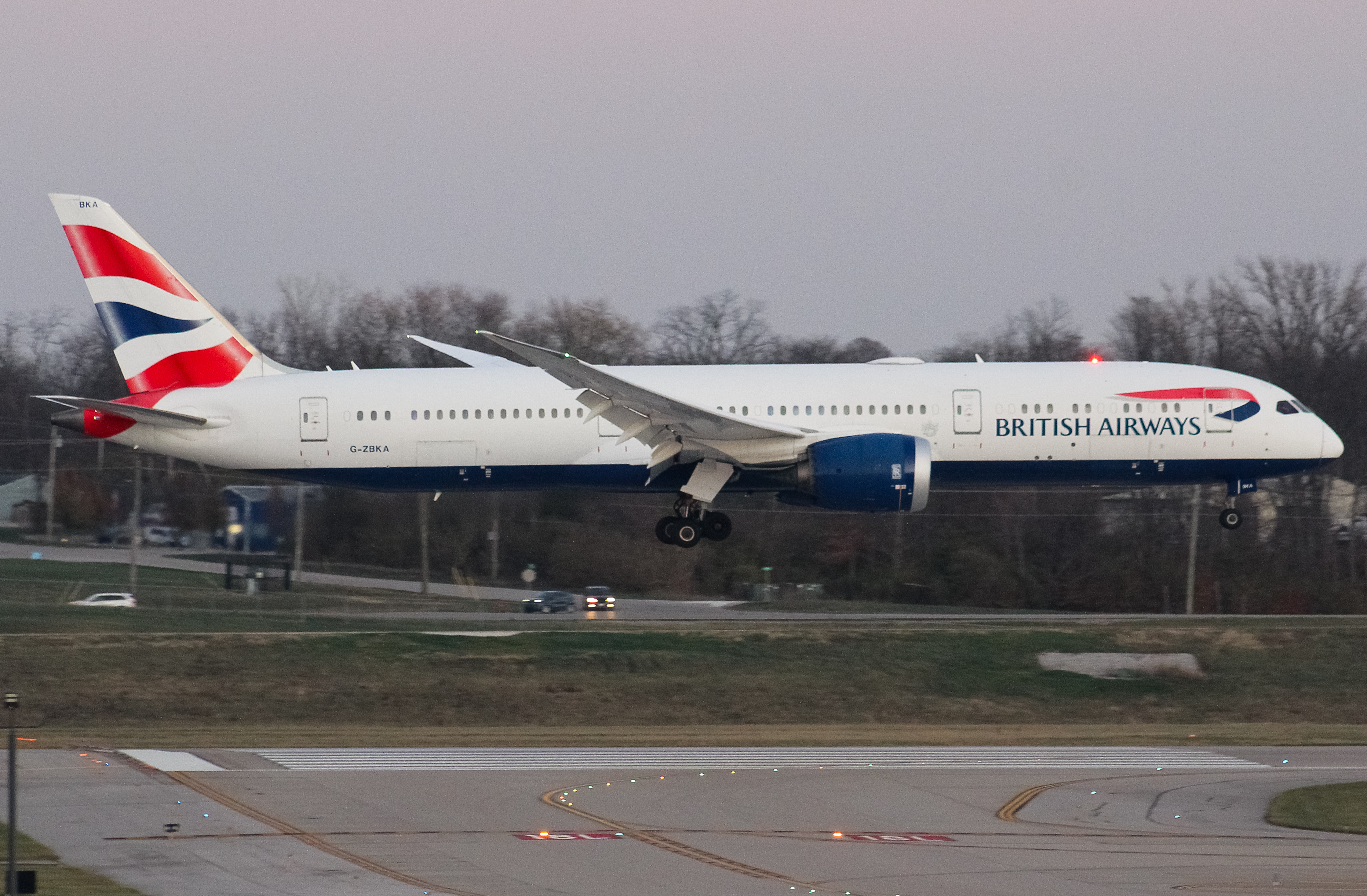 Full size: British Airways Boeing 787-9 G-ZBKA at Cincinnati/Northern Kentucky International Airport