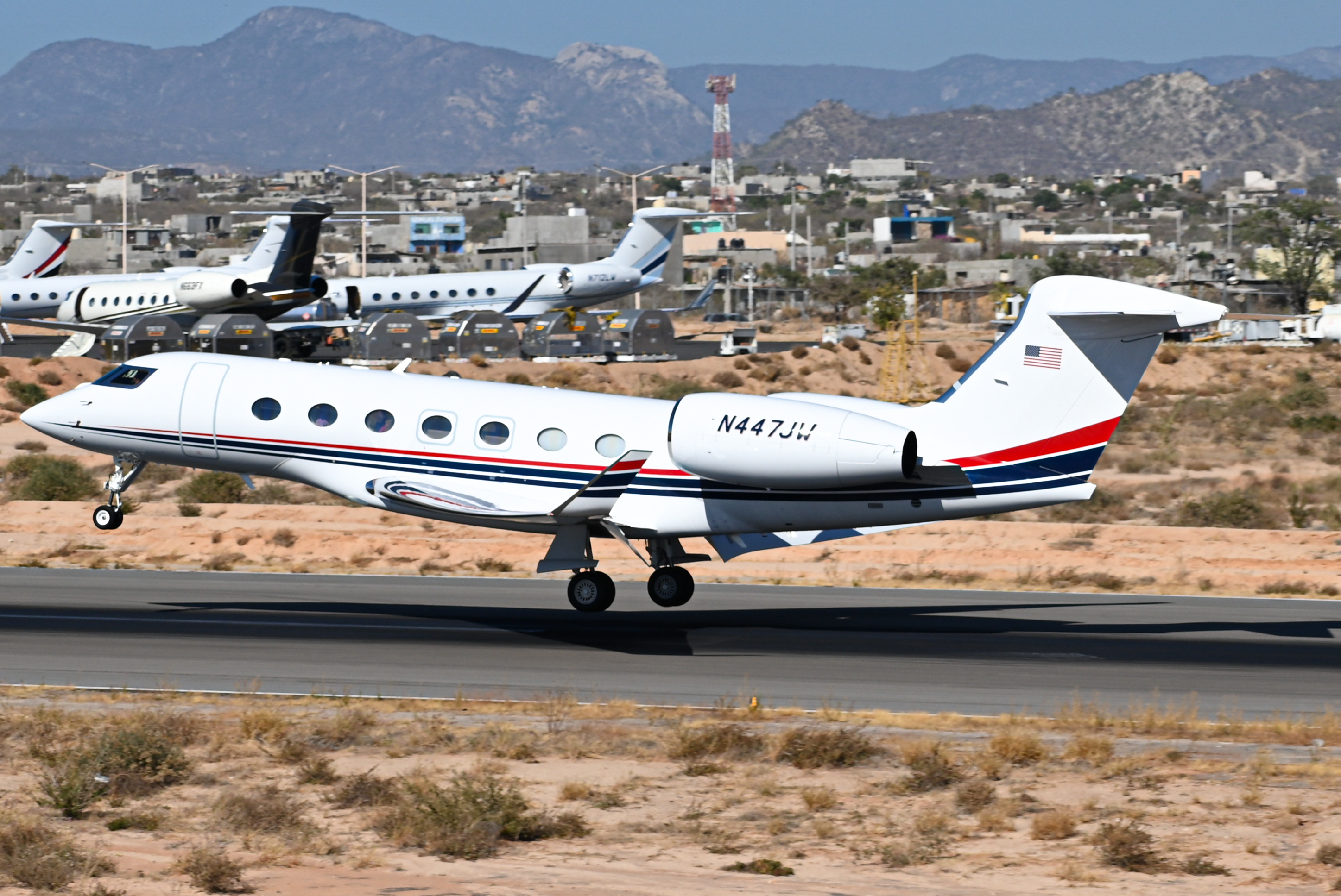 Full size: PRIVATE Gulfstream G500 N447JW at Aeropuerto de Cabo San Lucas Internacional