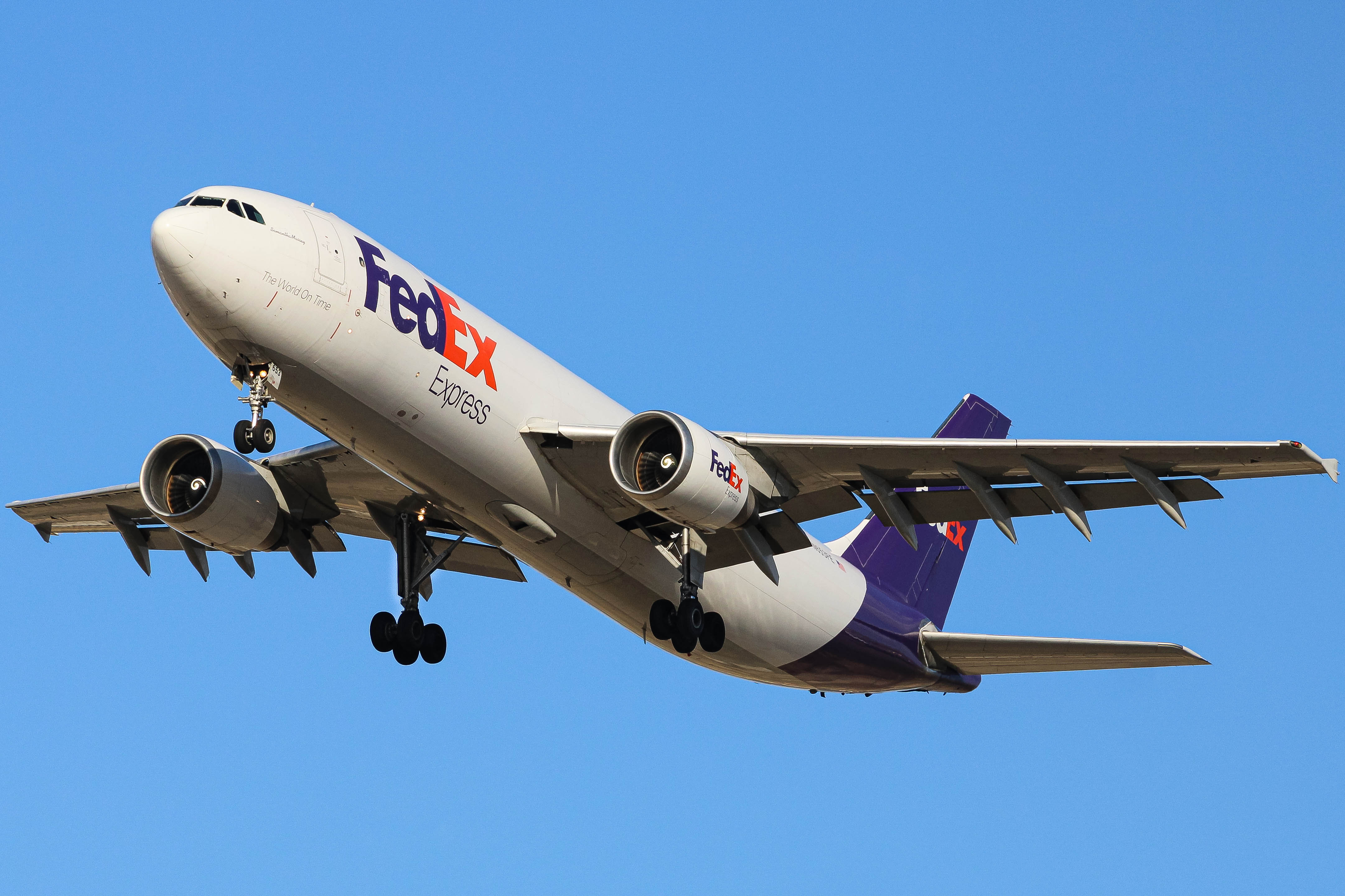 Full size: FedEx Airbus A300F-600 N653FE at Boise Air Terminal/Gowen Field