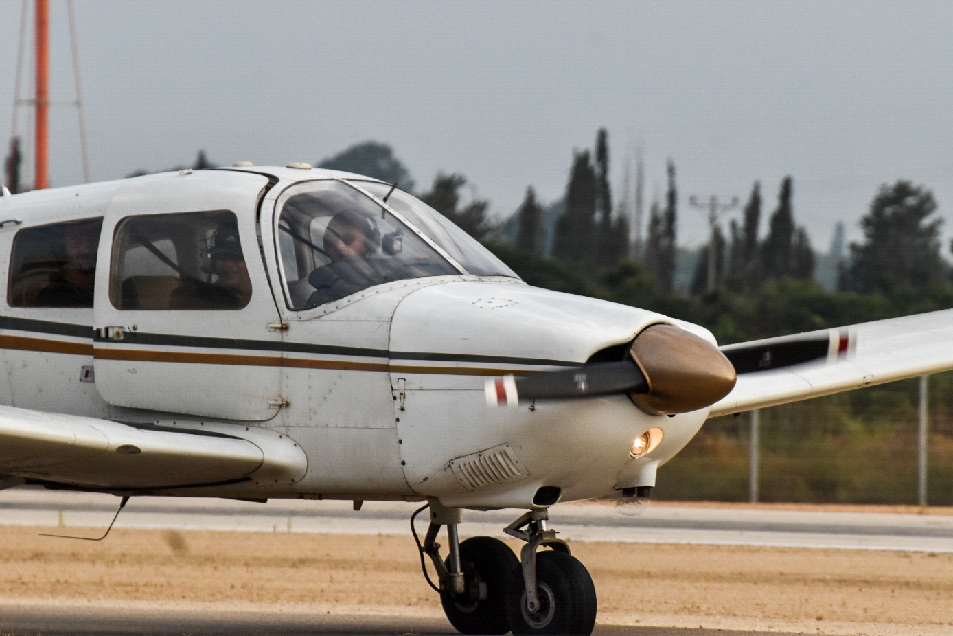 Full size: PRIVATE Piper Archer 4X-CWK at Herzliya Airport