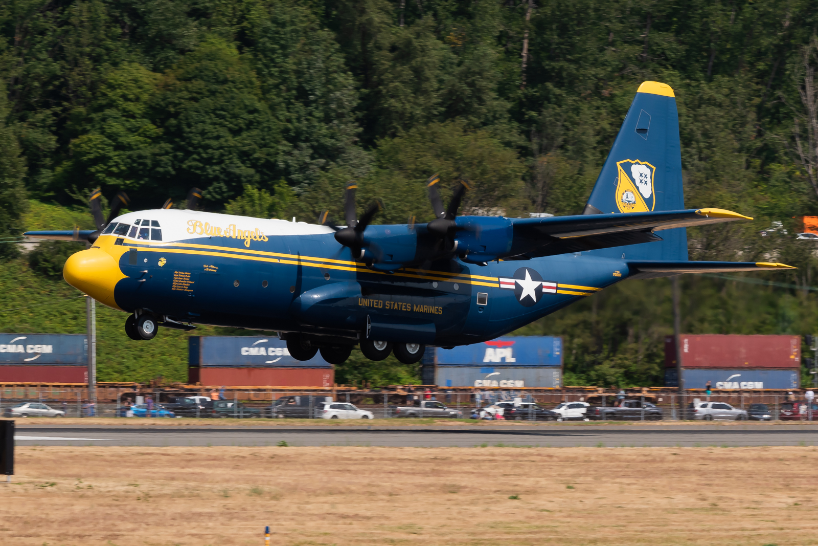 Full size: US Marine Corps Lockheed C-130J Hercules 170000 at Boeing Field/King County International Airport