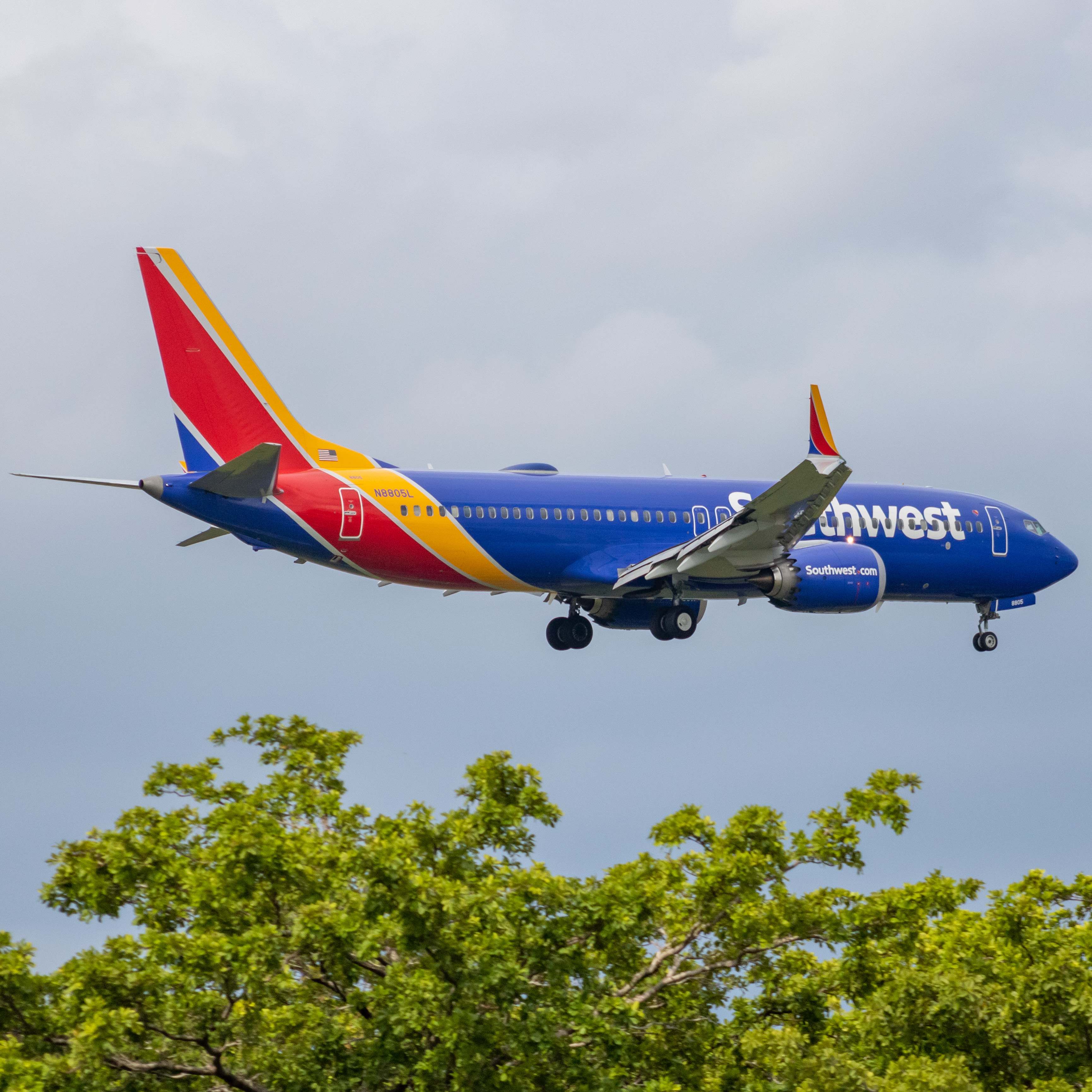 Full size: Southwest Airlines Boeing 737 MAX 8 N8805L at Miami International Airport