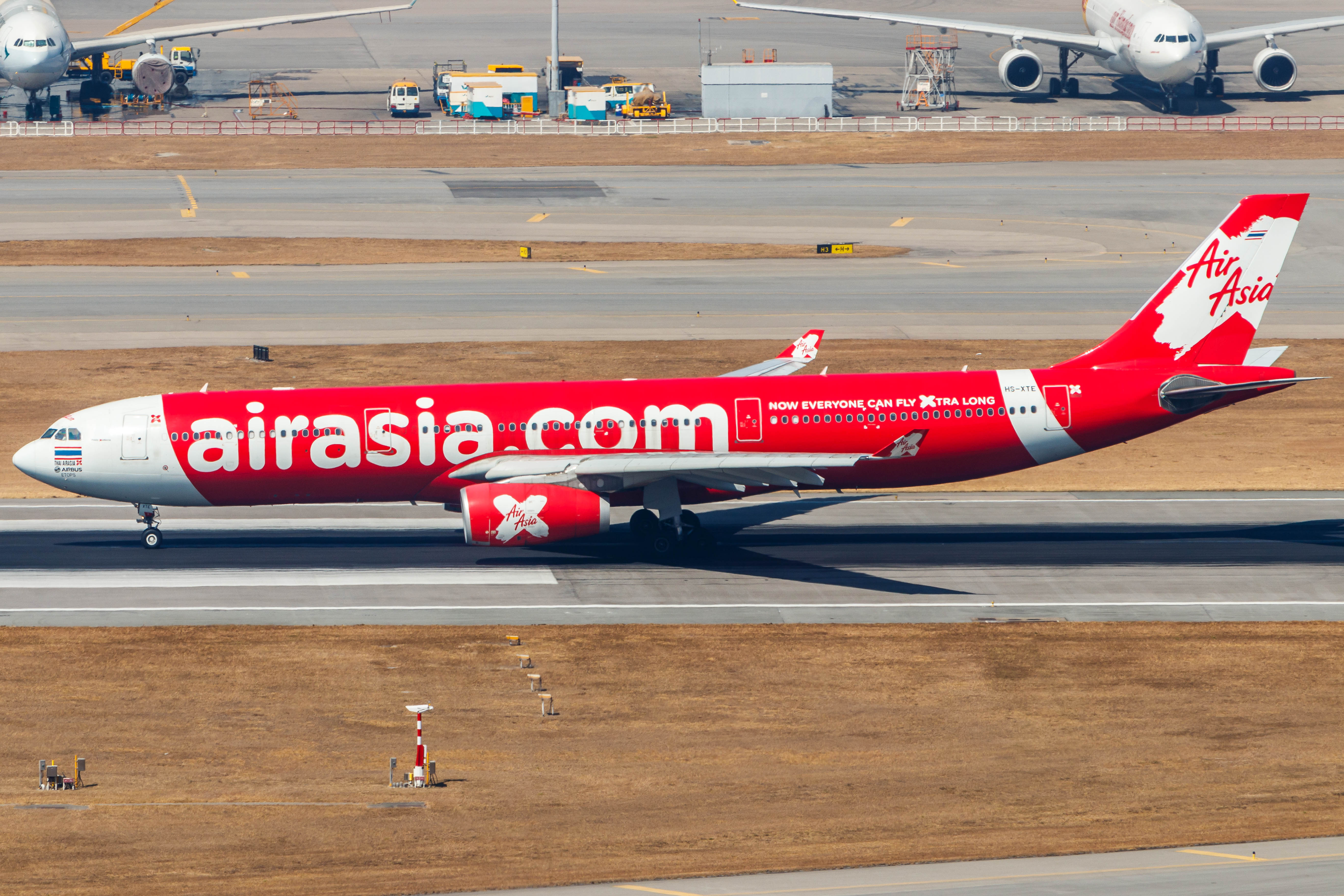 Full size: Thai AirAsia X Airbus A330-300 HS-TXE at Hong Kong International Airport