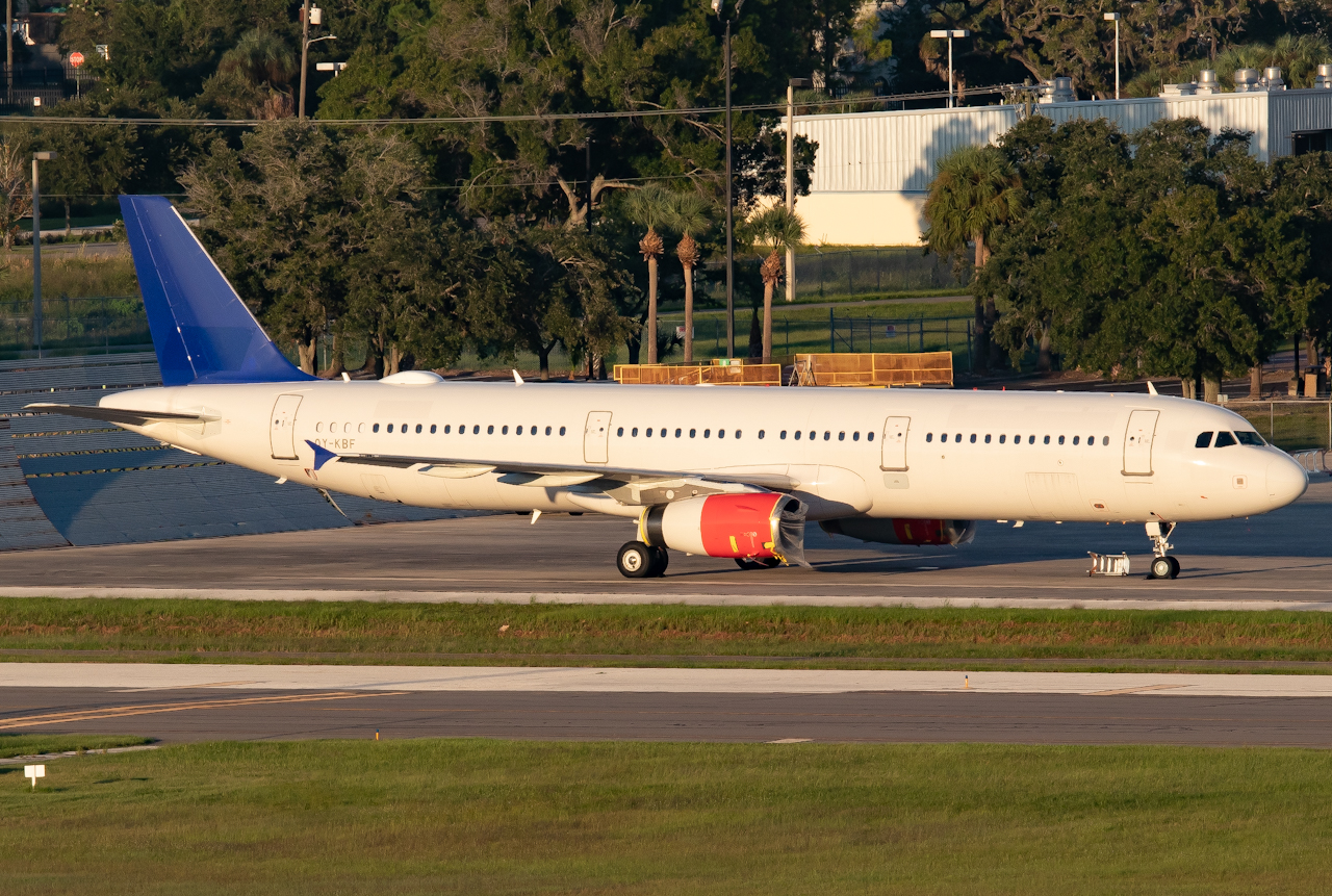 Full size: Scandinavian Airlines Airbus A321-200 OY-KBF  at Tampa International Airport