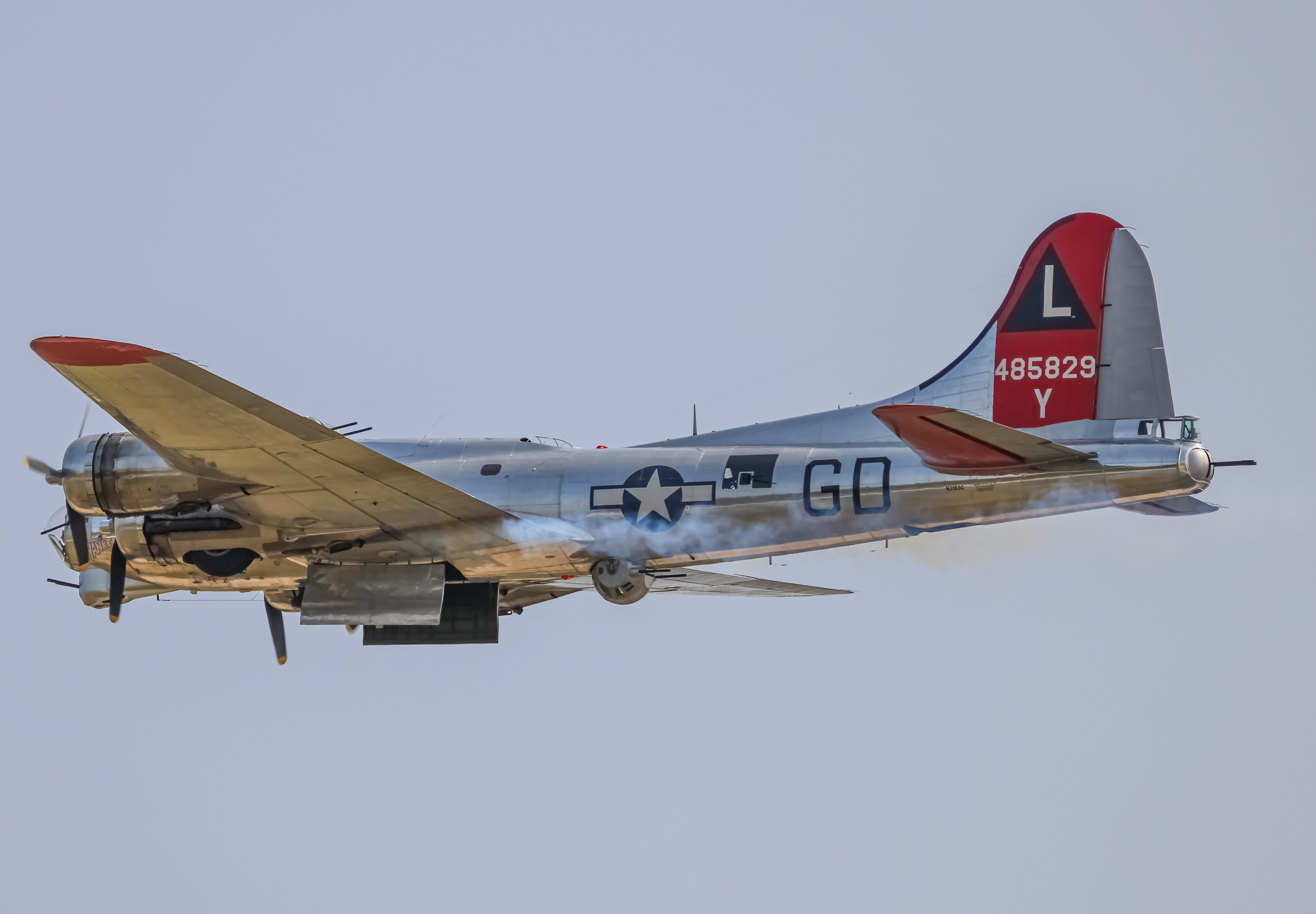 Full size: PRIVATE Boeing B-17 Flying Fortress N3193G at Joint Base Andrews
