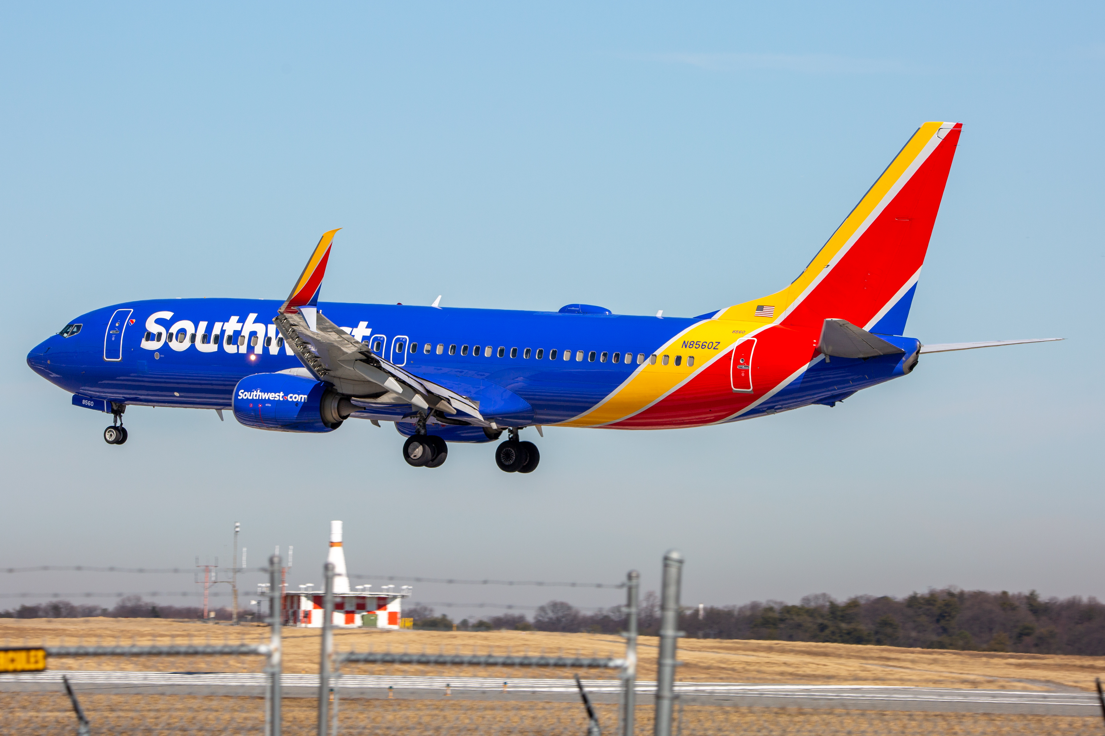 Full size: Southwest Airlines Boeing 737-800 N8560Z at Baltimore/Washington International Thurgood Marshall Airport