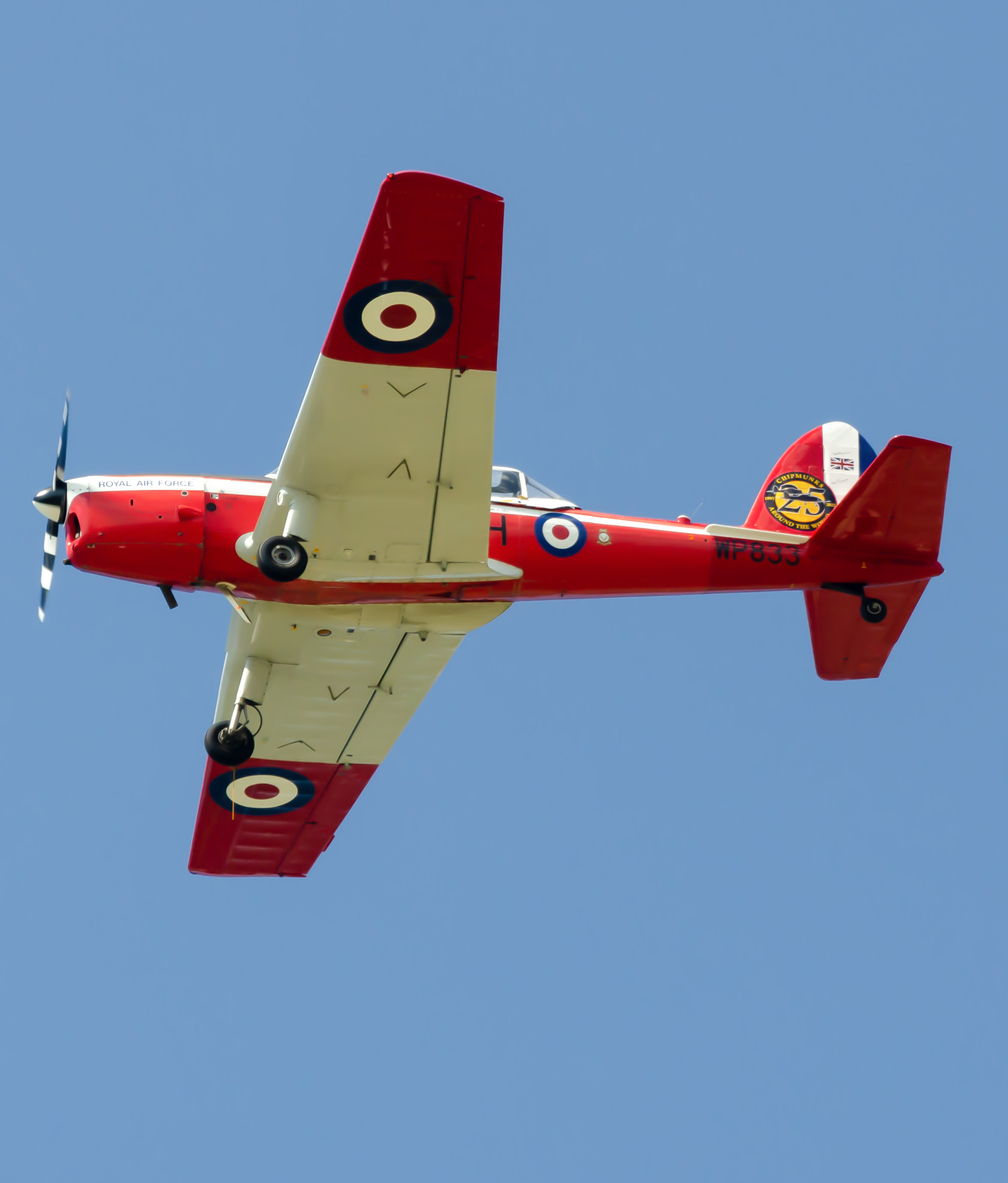 Full size: PRIVATE De Havilland Canada DHC-1 Chipmunk N833WP at Wittman Regional Airport