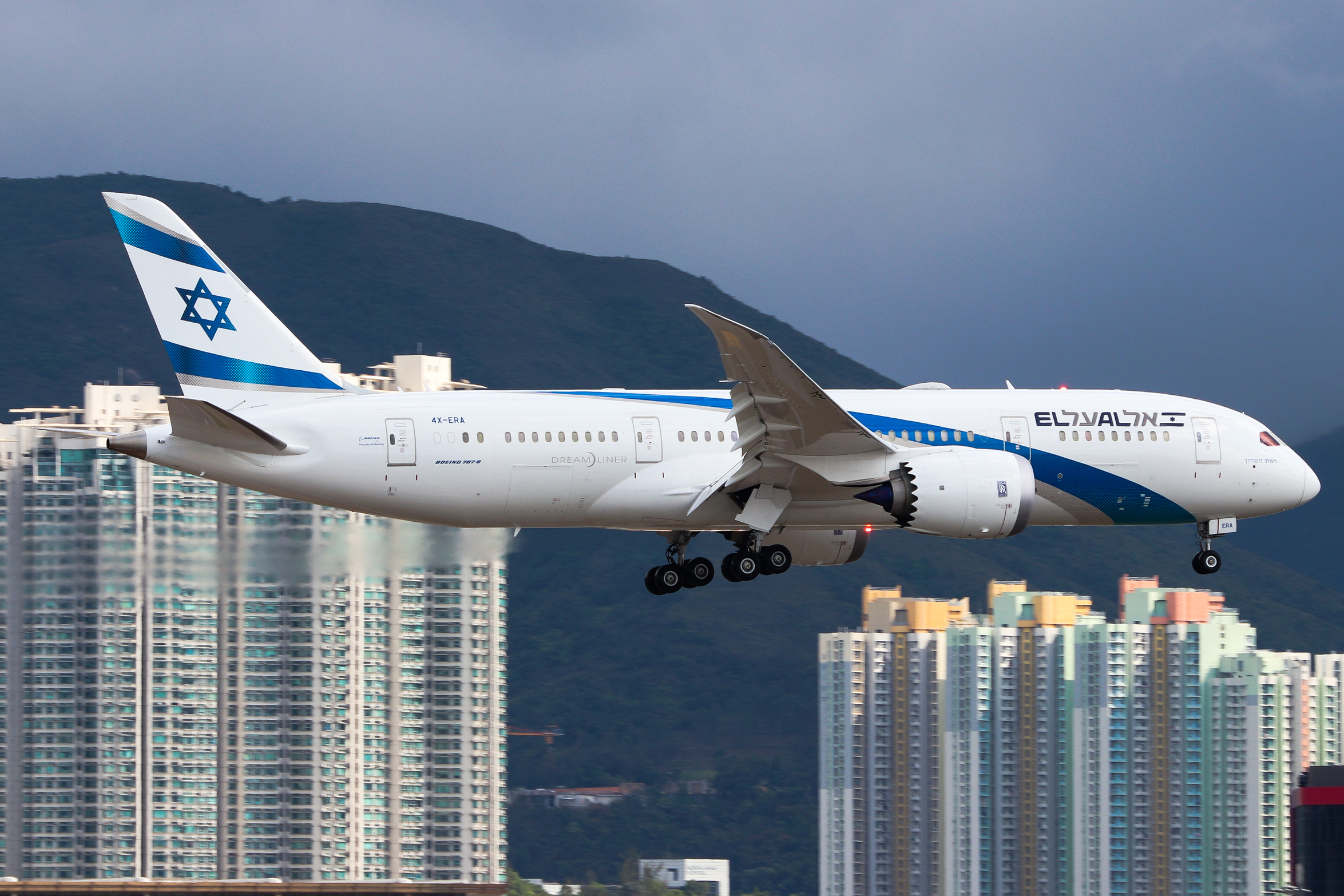 Full size: EI AI Boeing 787-8 4X-ERA at Hong Kong International Airport