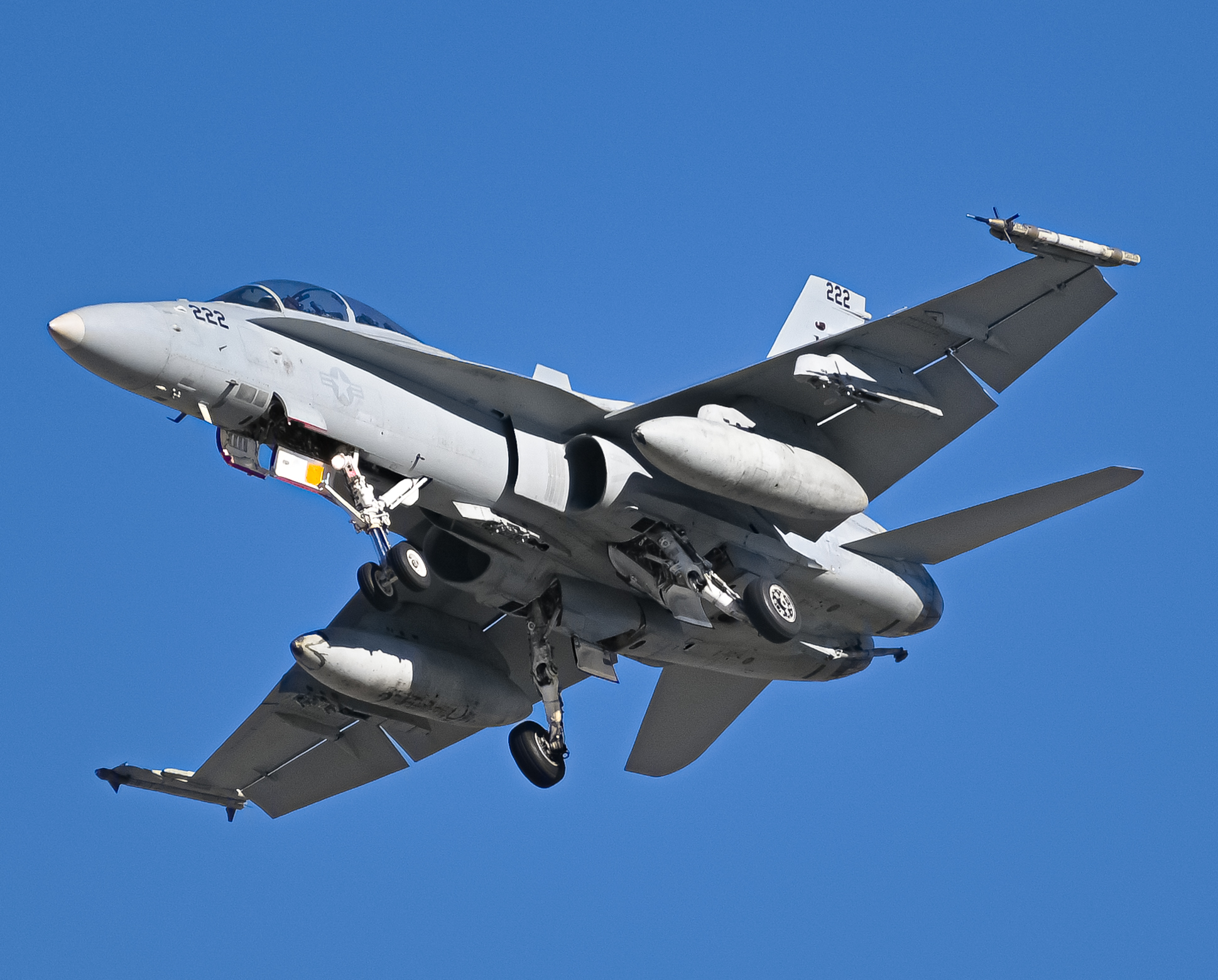 Full size: USMC - United States Marine Corp McDonnel Douglas F/A-18 Hornet 164878 at Brown Field Municipal Airport