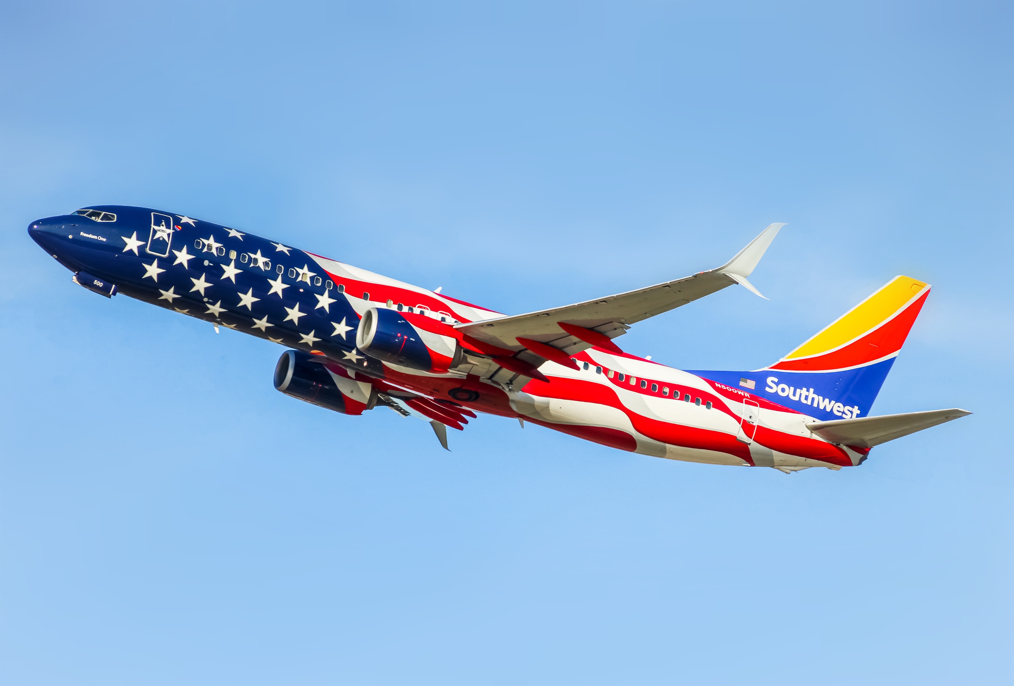 Full size: Southwest Airlines Boeing 737-800 N500WR at Baltimore/Washington International Thurgood Marshall Airport