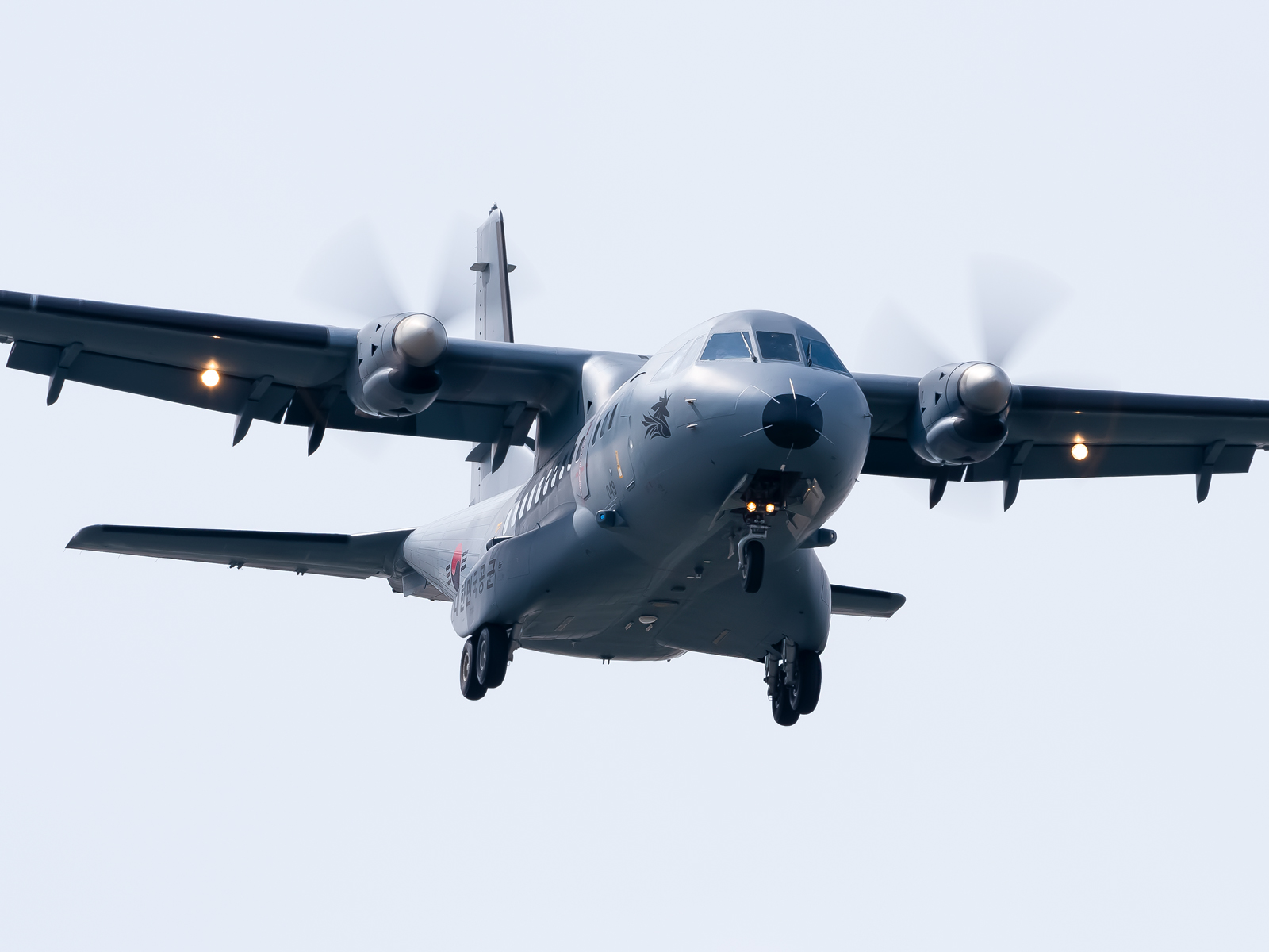 Full size: ROKAF CASA/IPTN CN-235-220M 20-049 at Gimhae International Airport