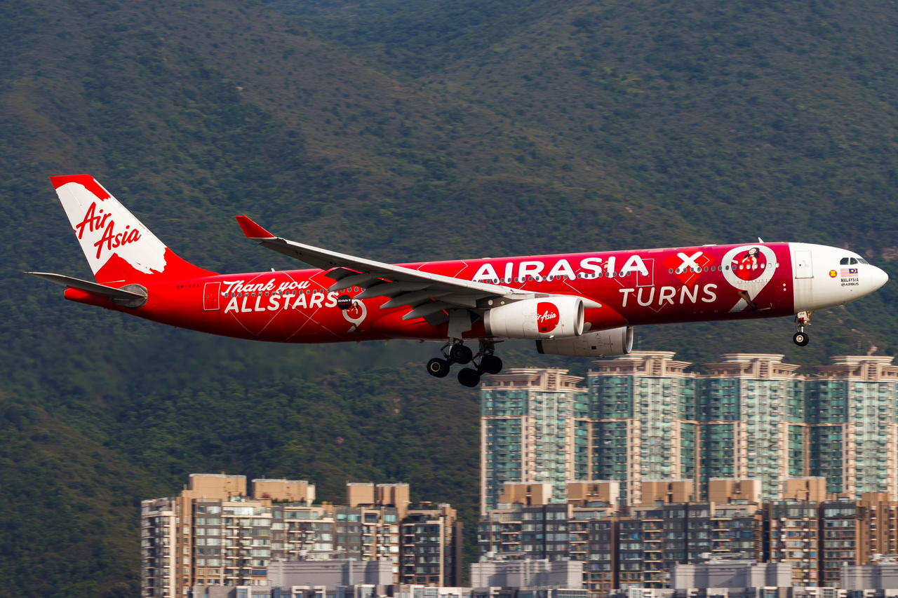 Full size: Air Asia X Airbus A330-300 9M-XXA at Hong Kong International Airport