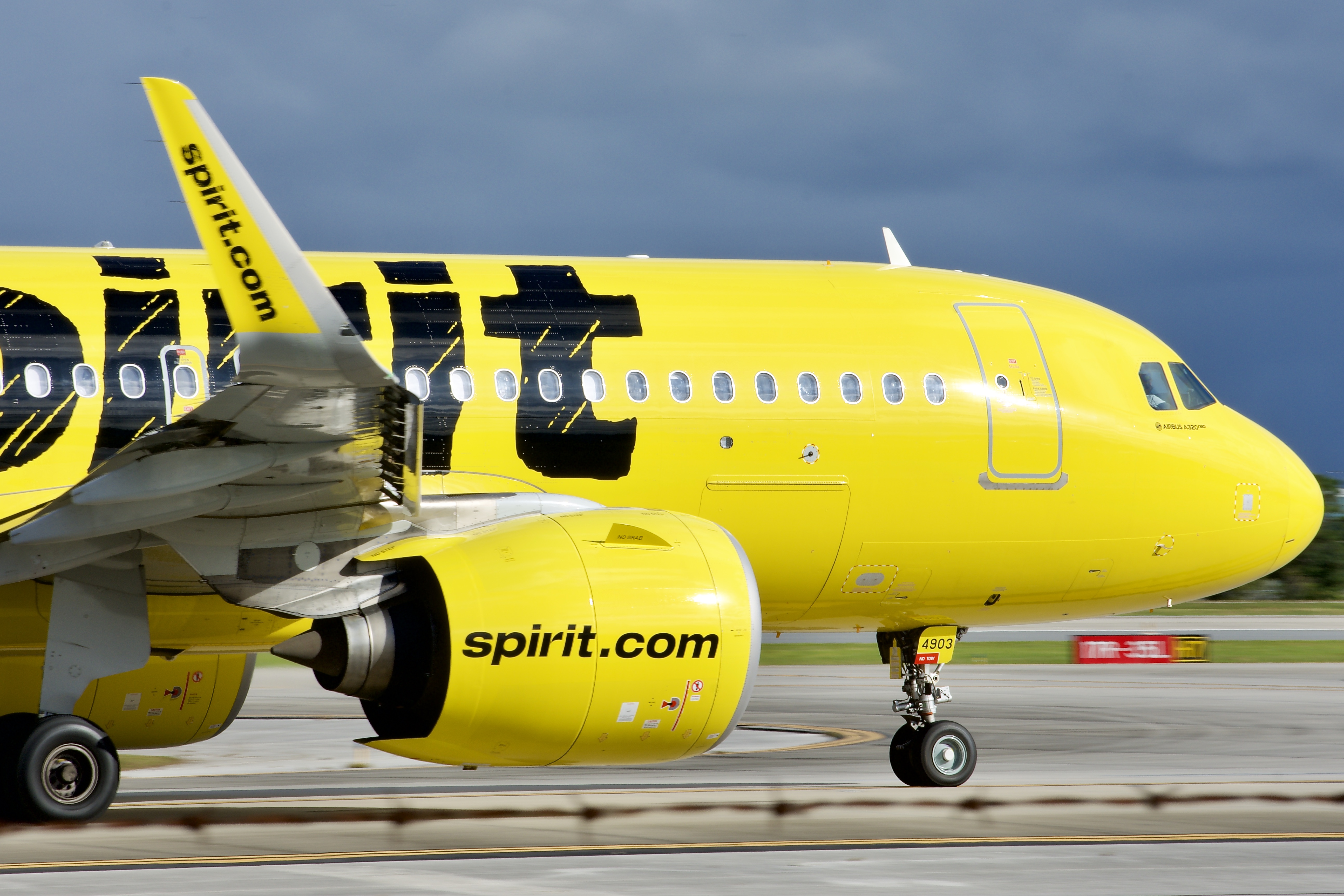 Full size: Spirit Airlines Airbus A320NEO N903NK at Orlando International Airport
