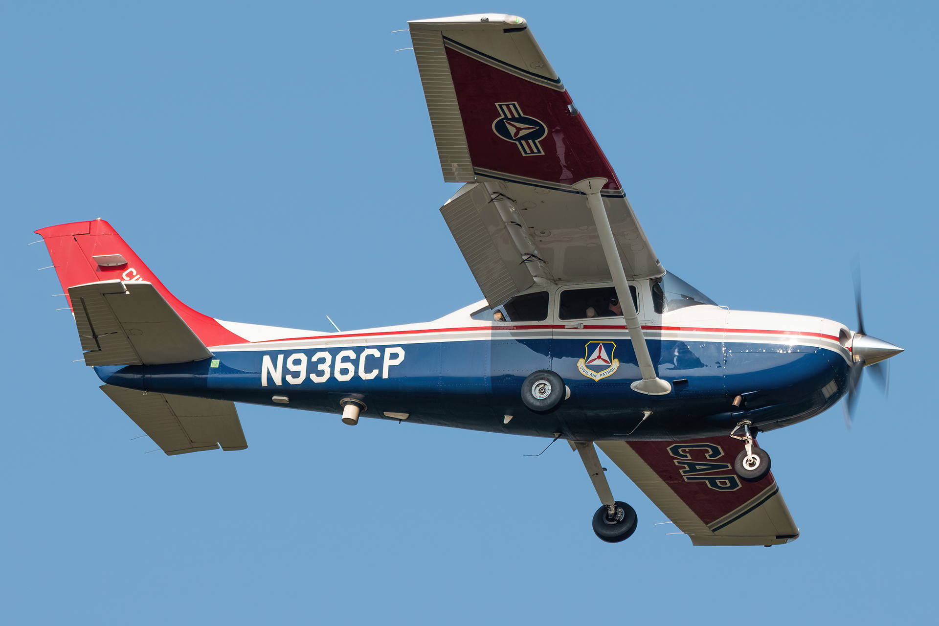 Full size: Civil Air Patrol Cessna 182 Skylane N936CP at Washington Dulles International Airport