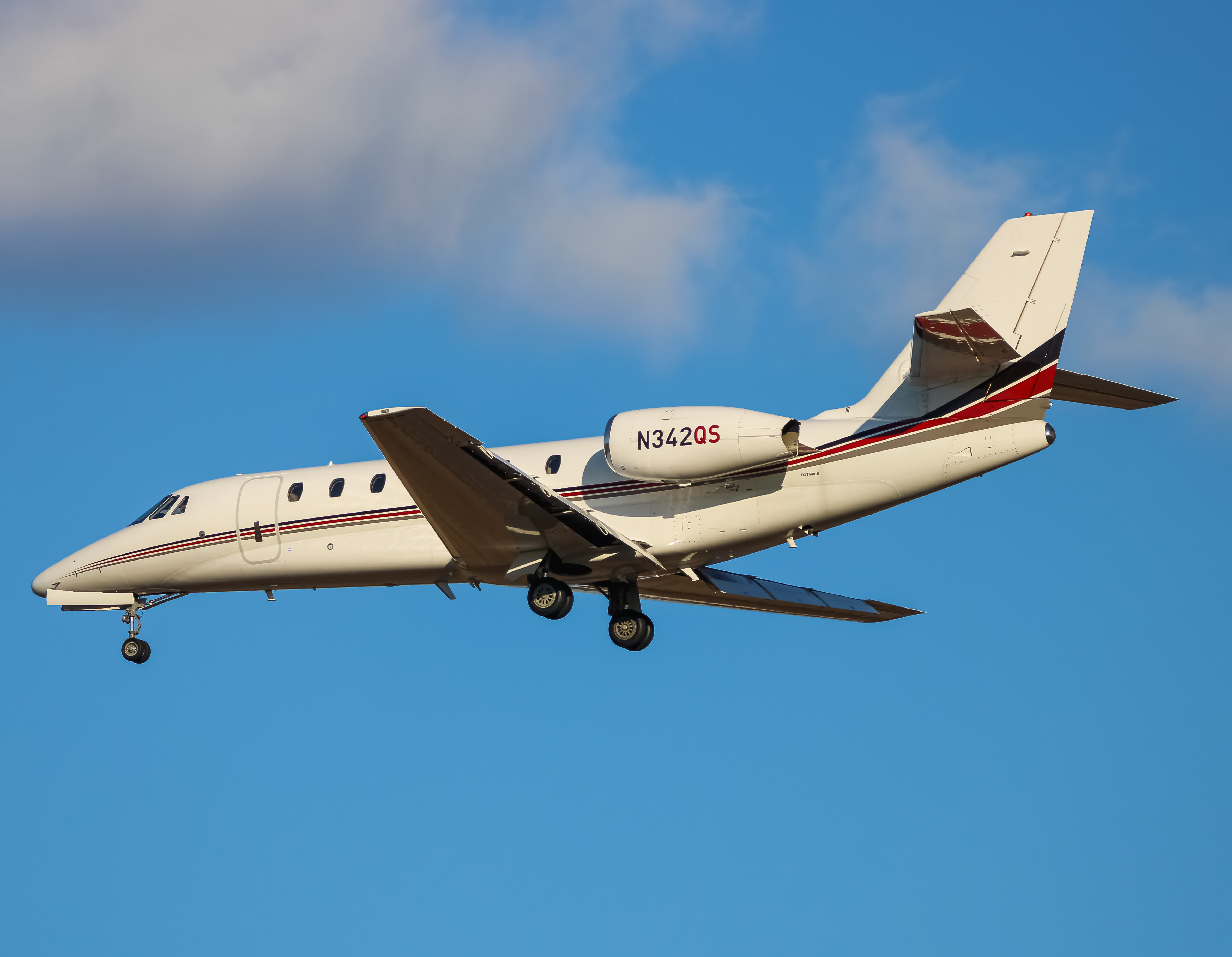 Full size: PRIVATE Cessna 680 Citation Sovereign  N342QS at Washington Dulles International Airport