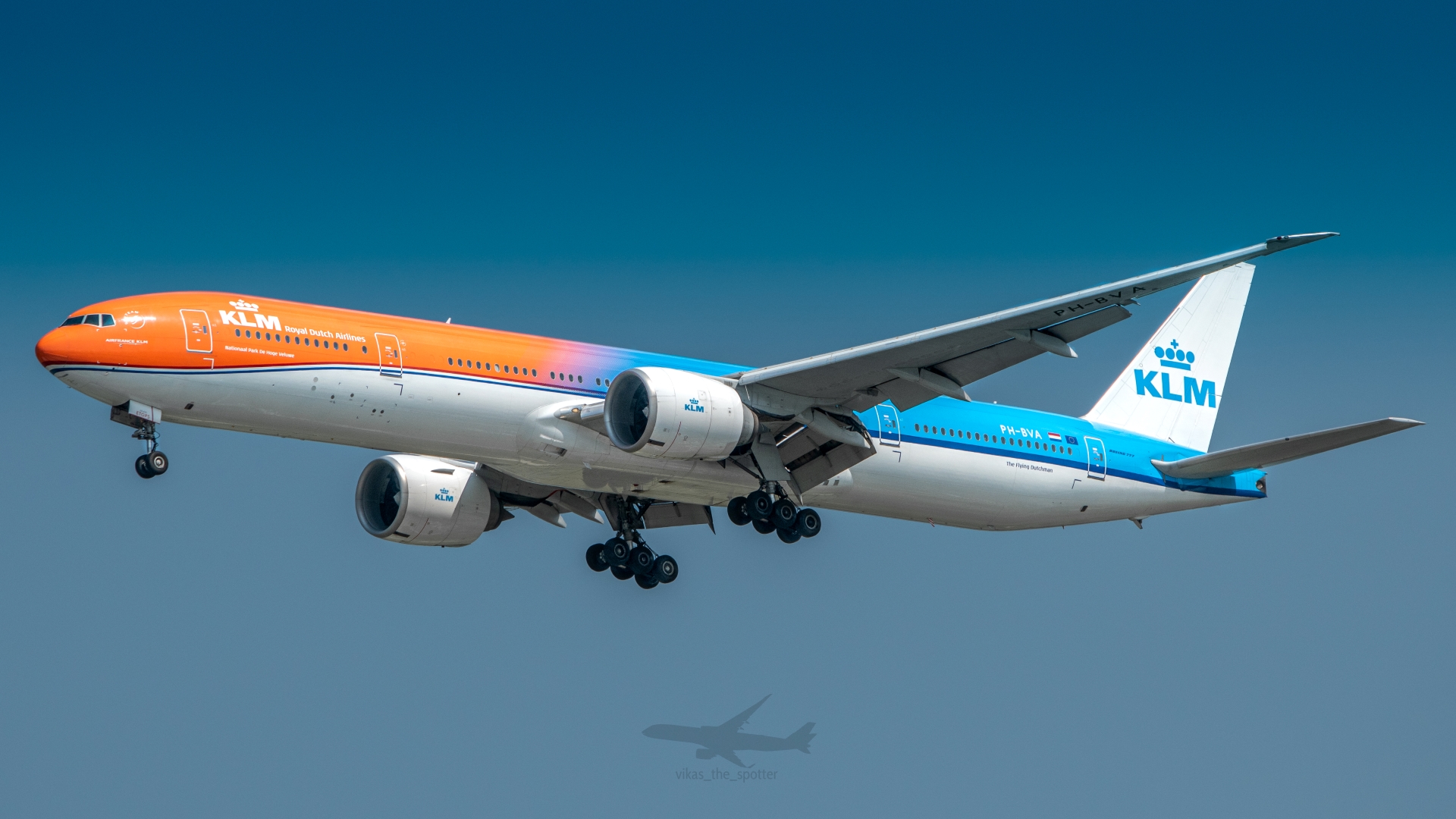 Full size: KLM Boeing 777-300ER PH-BVA at Singapore-Changi Airport