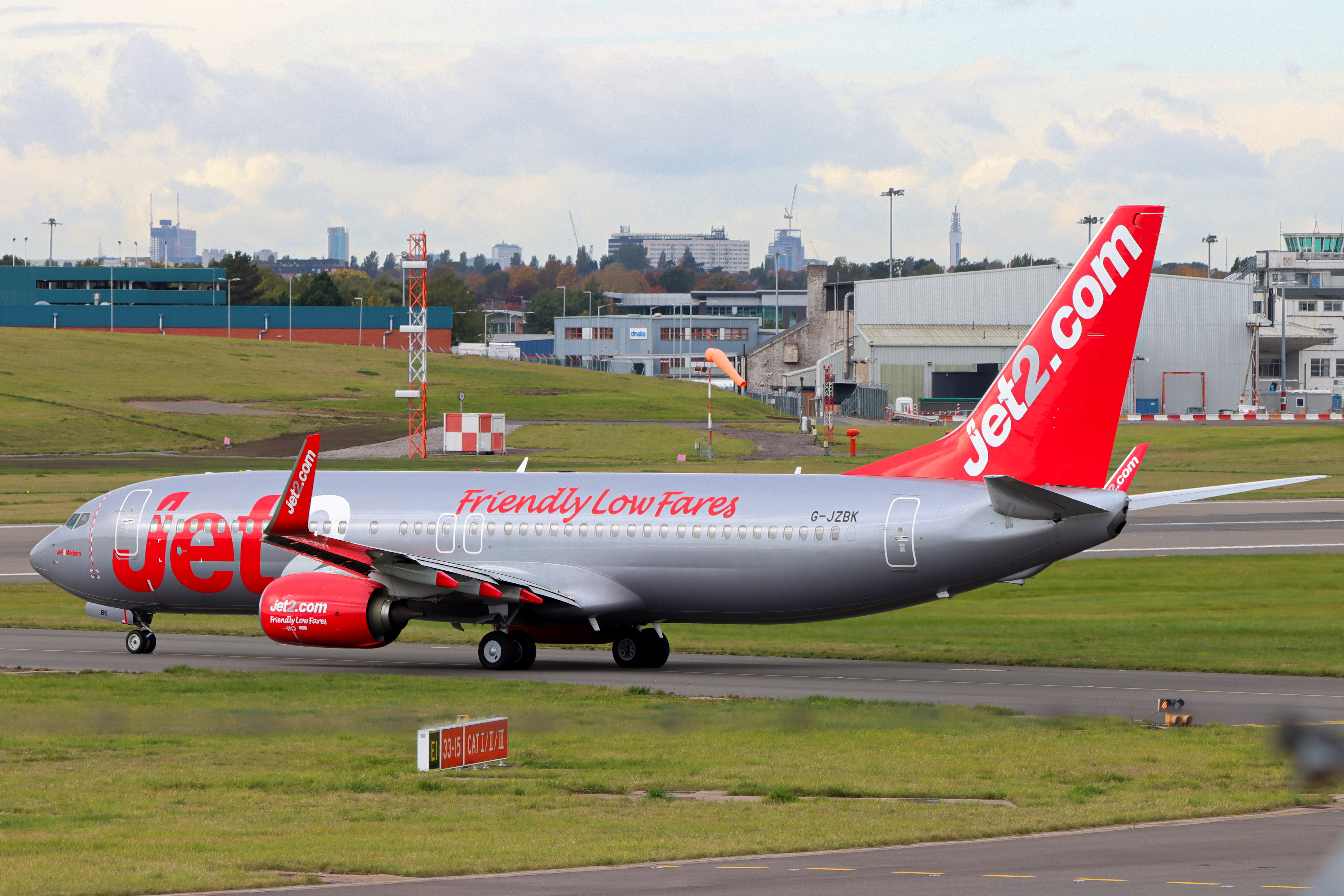 Full size: Jet2 Boeing 737-800 G-JZBK at Birmingham Airport