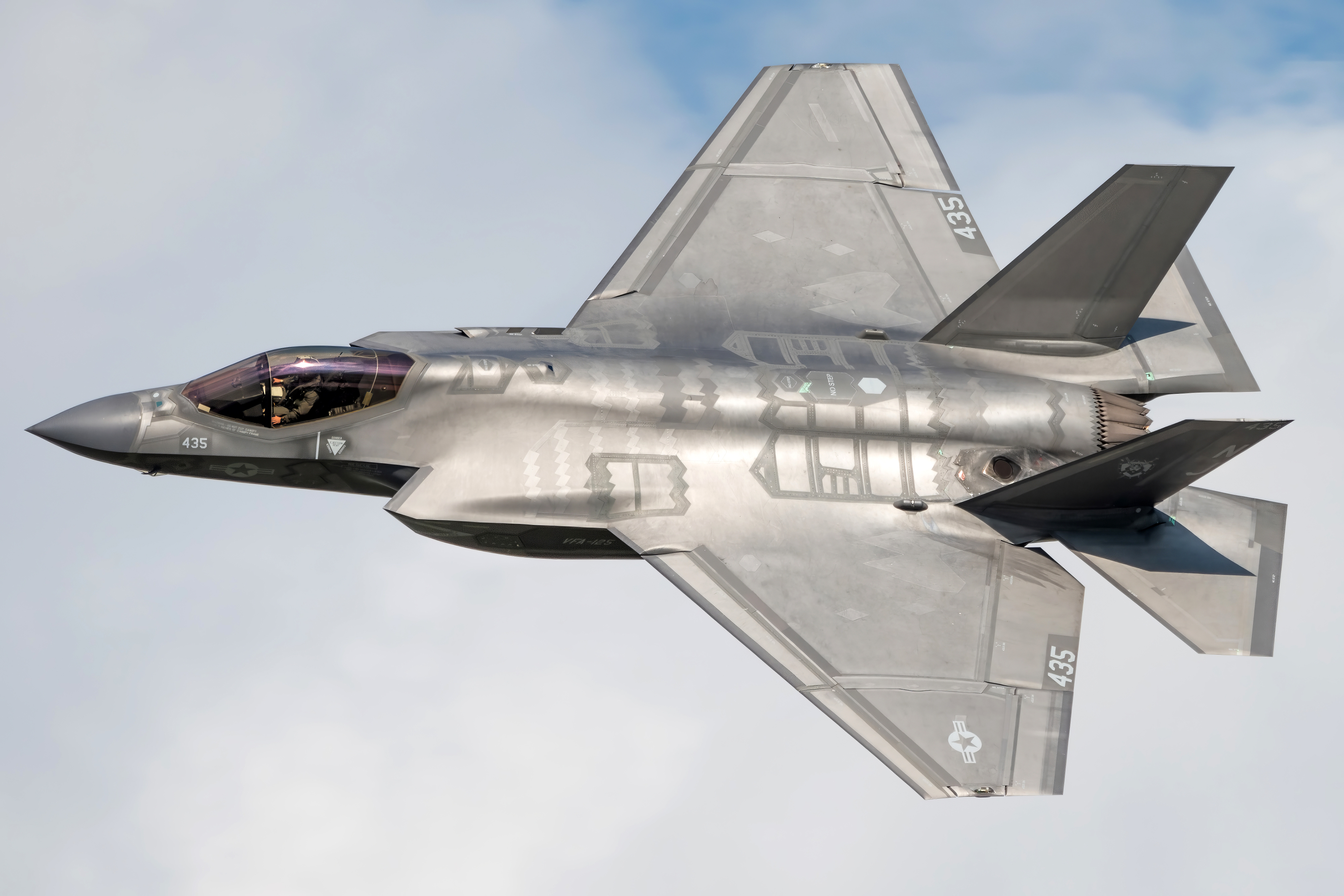 Full size: USN - United States Navy Lockheed Martin F-35 Lightning 169303 at Wittman Regional Airport