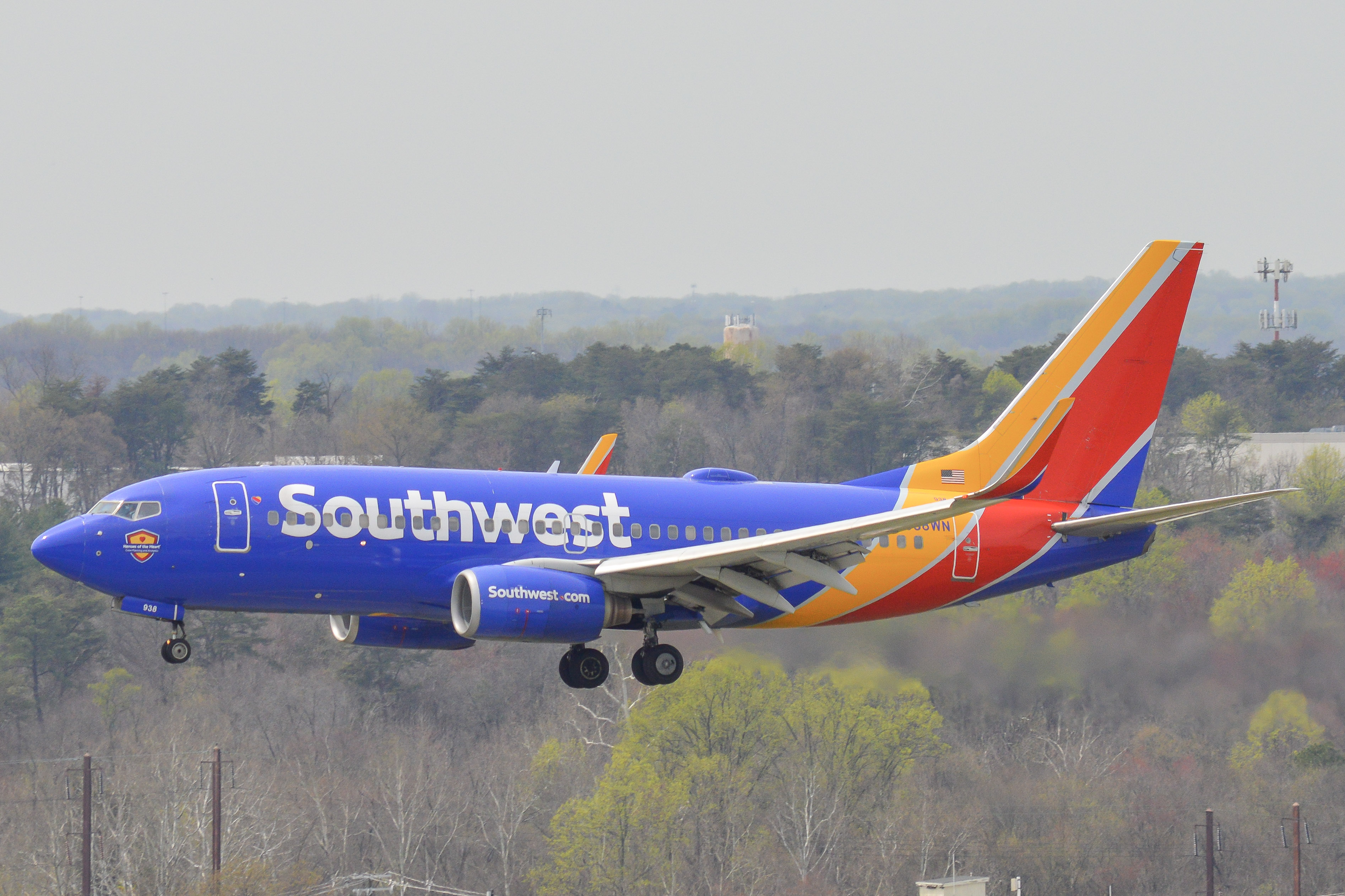 Full size: Southwest Airlines Boeing 737-700 N938WN at Baltimore/Washington International Thurgood Marshall Airport
