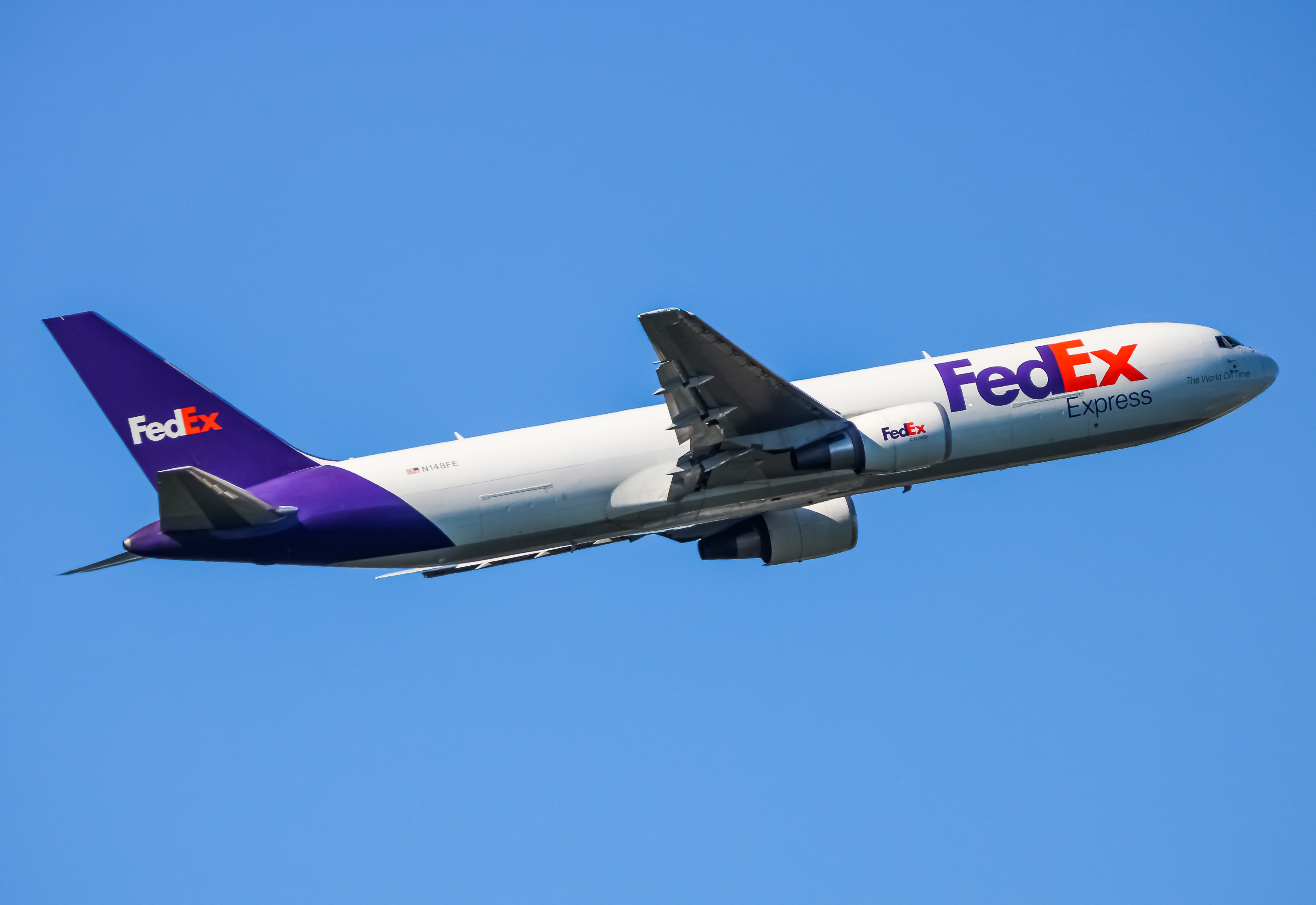 Full size: FedEx Boeing 767-300F N148FE at Baltimore/Washington International Thurgood Marshall Airport