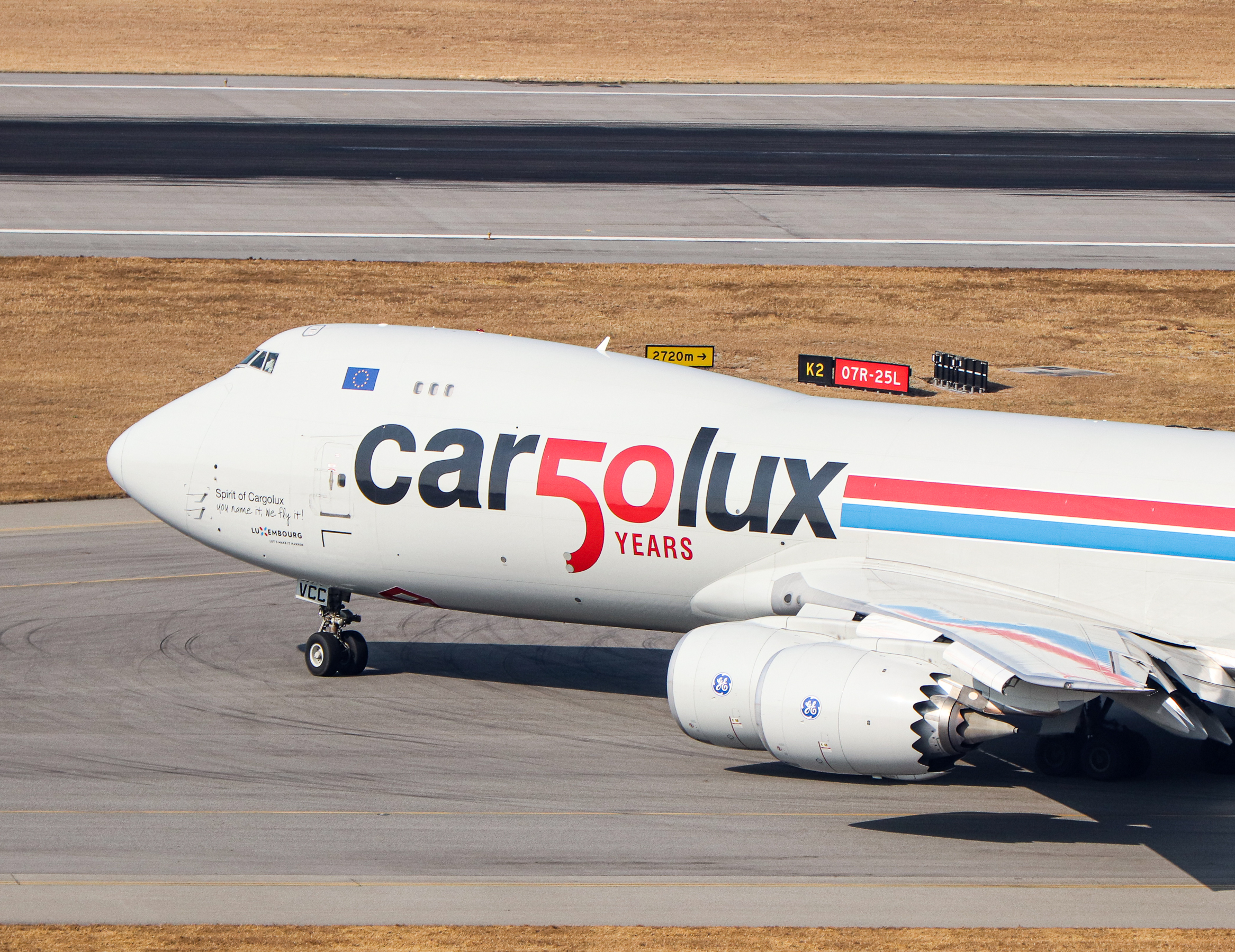 Full size: CargoLux Boeing 747-8F LX-VCC at Hong Kong International Airport