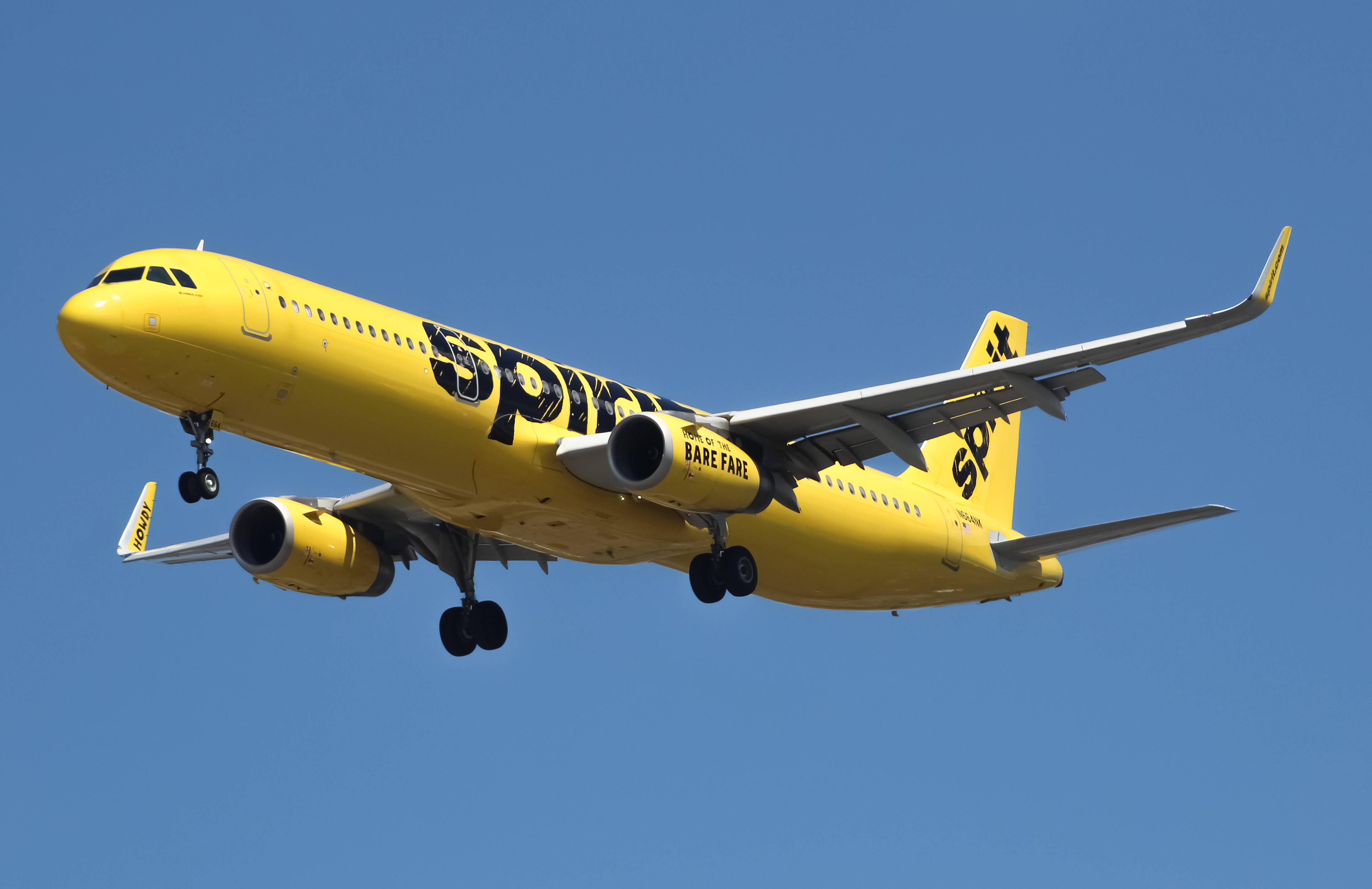 Full size: Spirit Airlines Airbus A321-200 N664NK at Newark Liberty International Airport