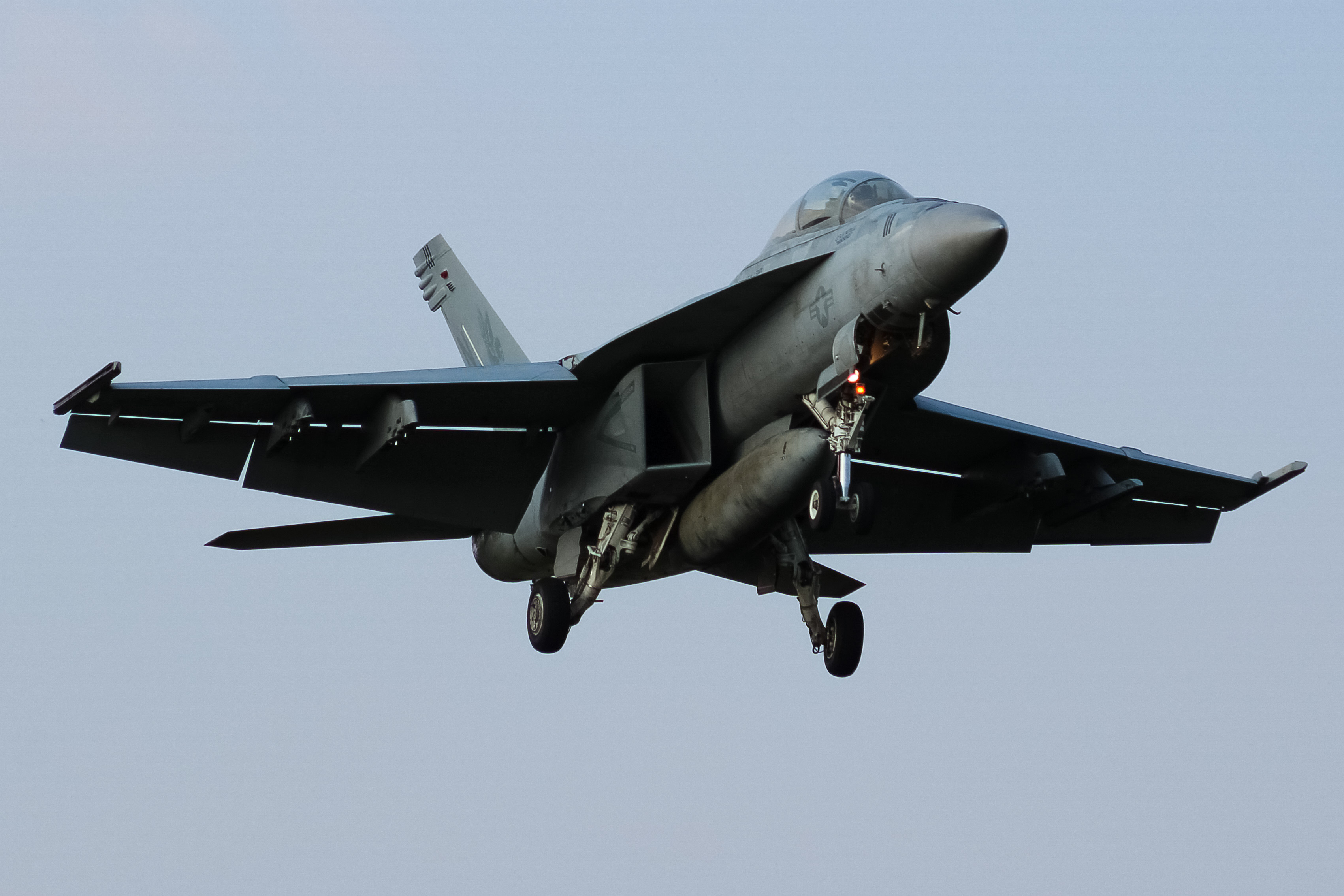 Full size: USN - United States Navy Boeing F/A-18E/F Super Hornet 166873 at Cincinnati Municipal Airport/Lunken Field